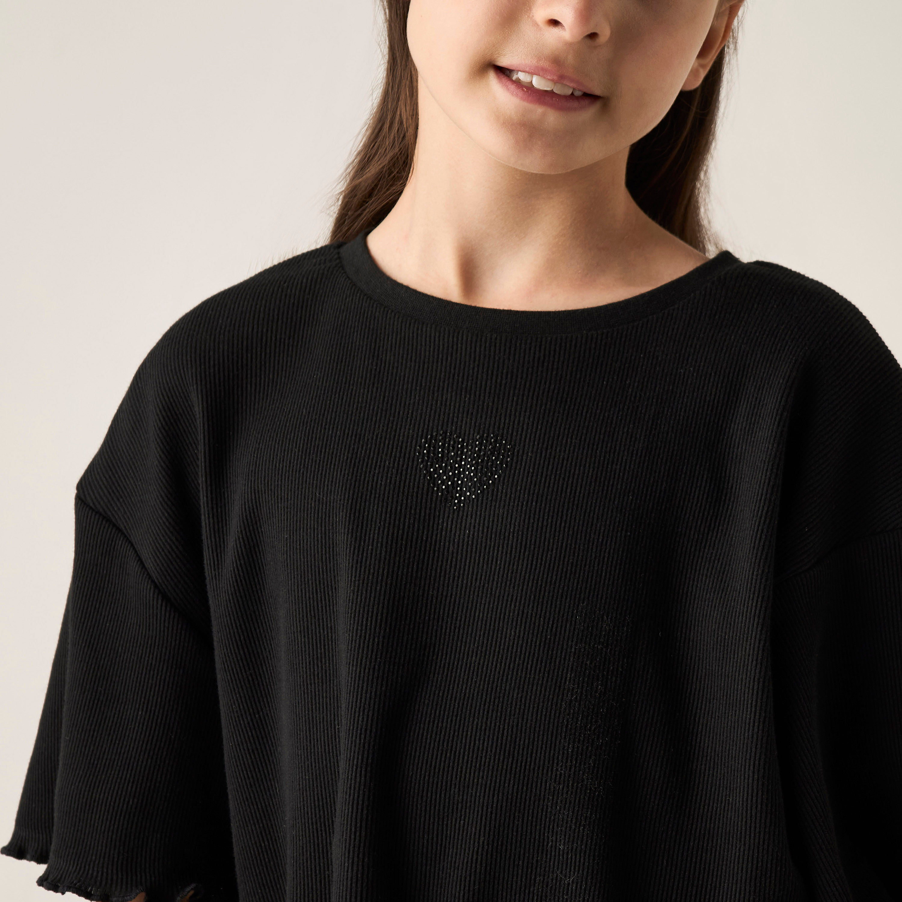 Juniors Heart Detail Ribbed T-shirt with Short Sleeves-girls-clothing-tshirts-image-4