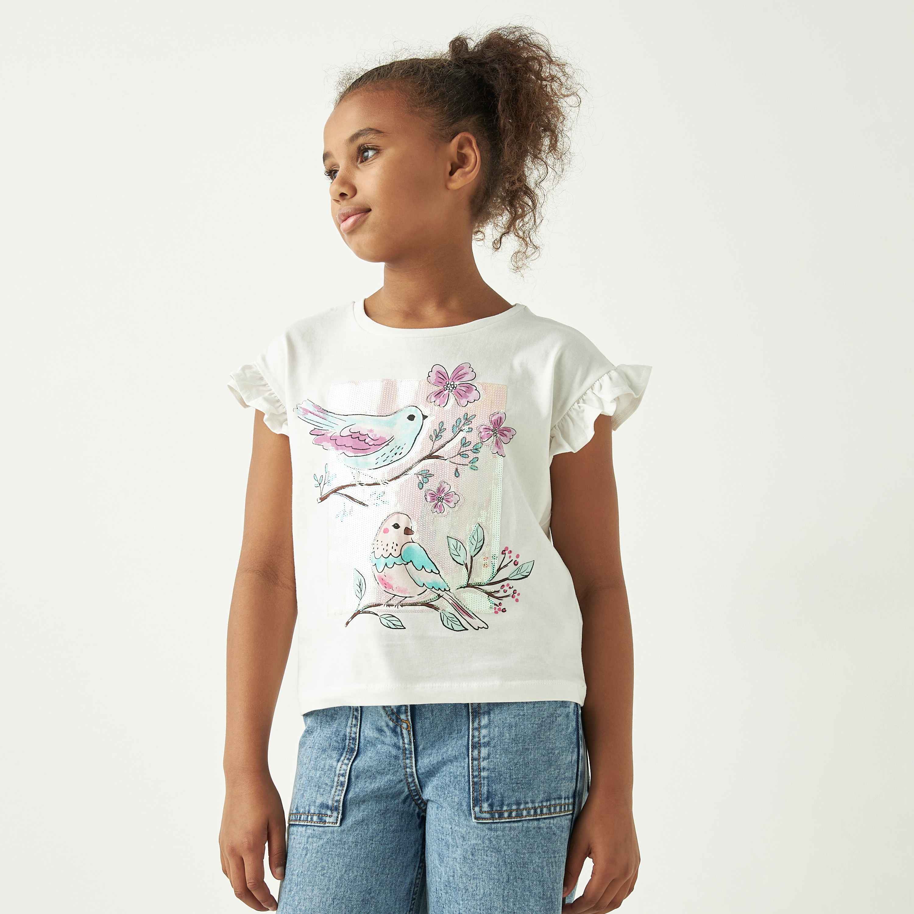 تيشيرت بكشكش وتزيينات ترتر من جونيورز-girls-clothing-tshirts-image-1