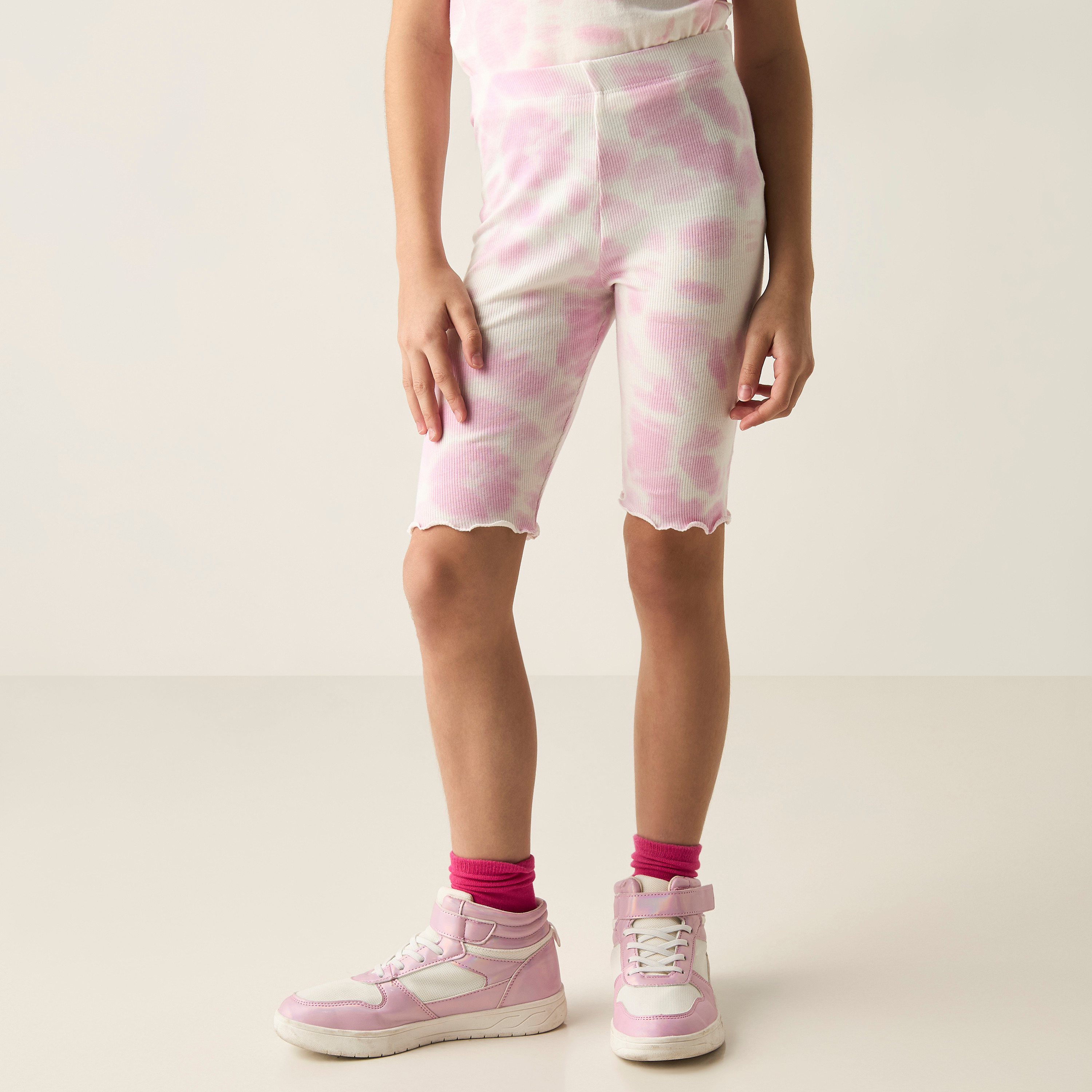 شورت بخصر مطاطي وطبعات من جونيورز-girls-clothing-bottoms-shorts-image-1