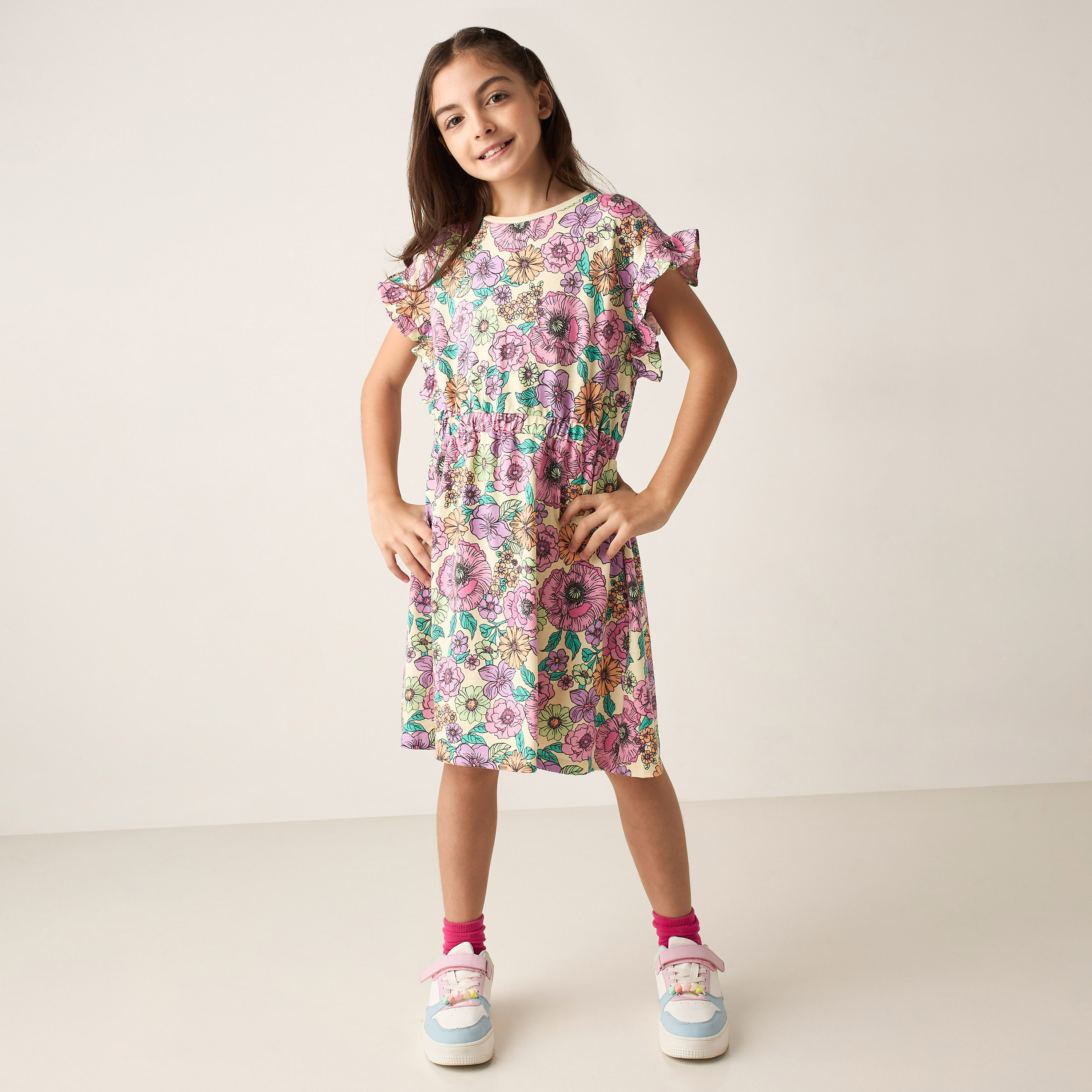 فستان إيه لاين بأكمام قصيرة وكشكش وطبعات أزهار من جونيورز-girls-clothing-dressesandjumpsuits-image-1