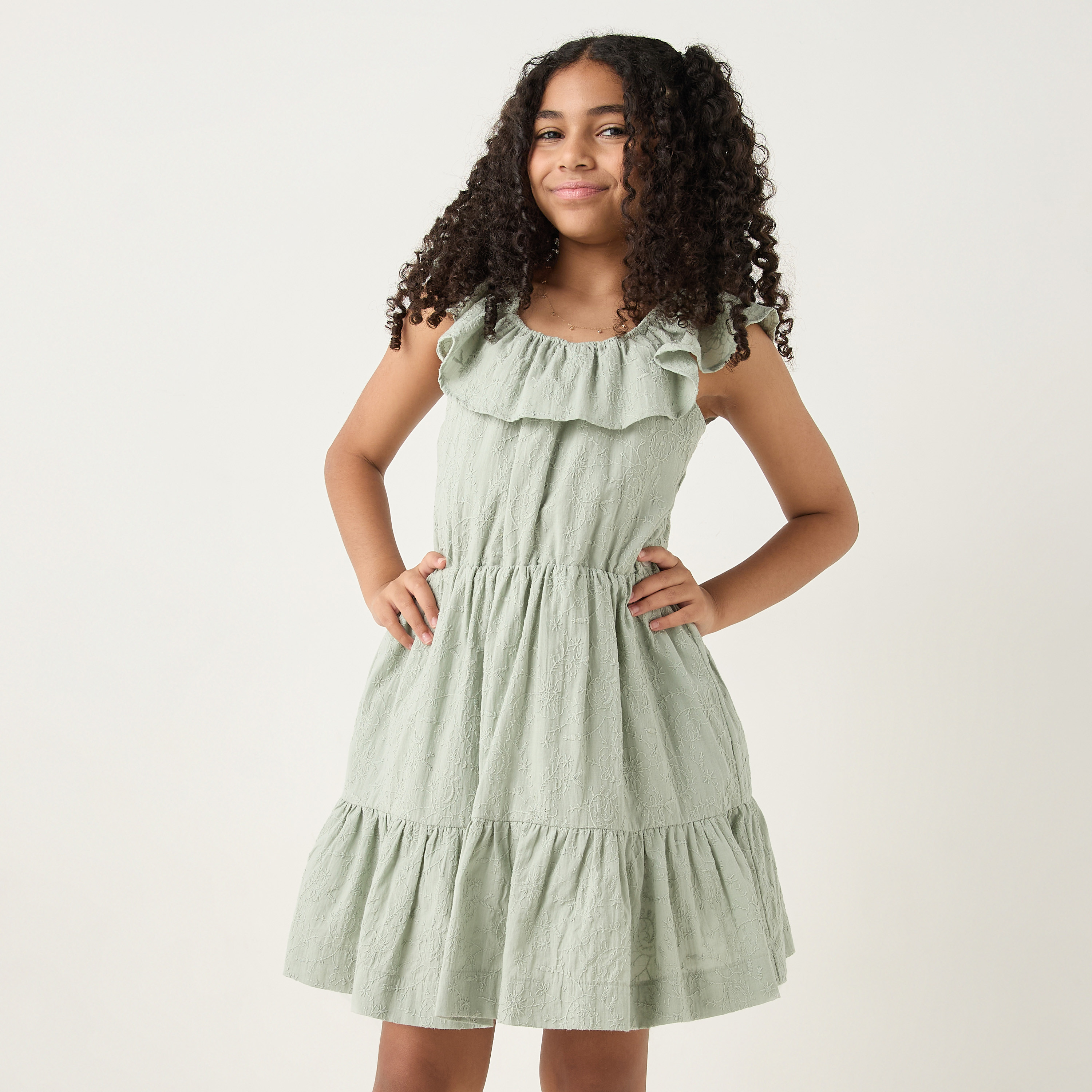 فستان دون أكمام بكشكش وتطريزات من إليجو-girls-clothing-dressesandjumpsuits-image-1
