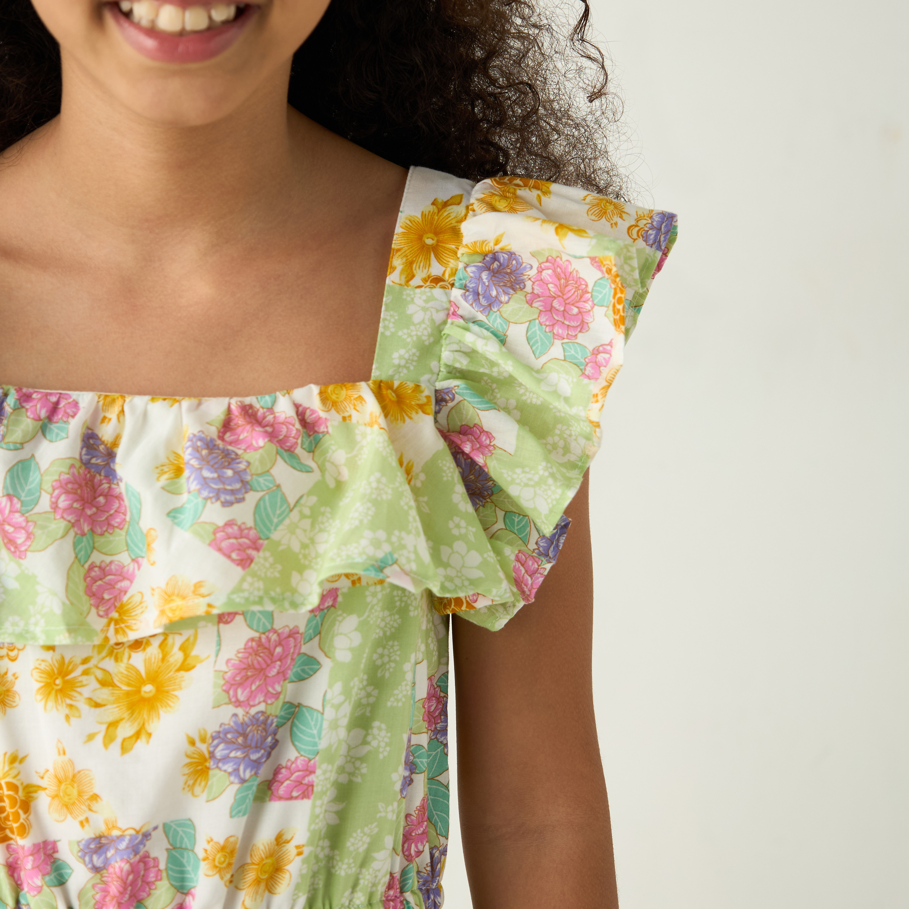 فستان متعدد الطبقات دون أكمام بكشكش وطبعات أزهار من لي كوبر-girls-clothing-dressesandjumpsuits-image-4