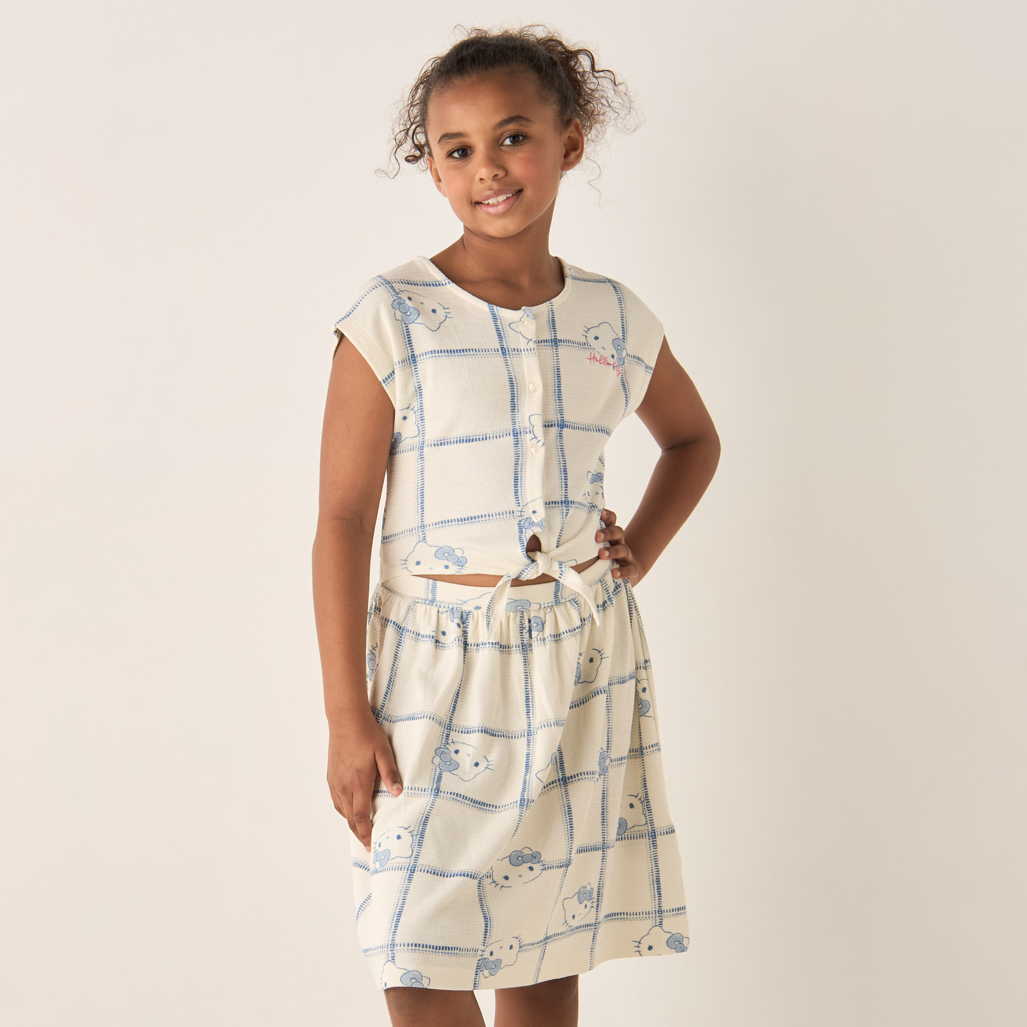 Sanrio Hello Kitty Print Dress with Cut-Out Detail-girls-clothing-dressesandjumpsuits-image-1