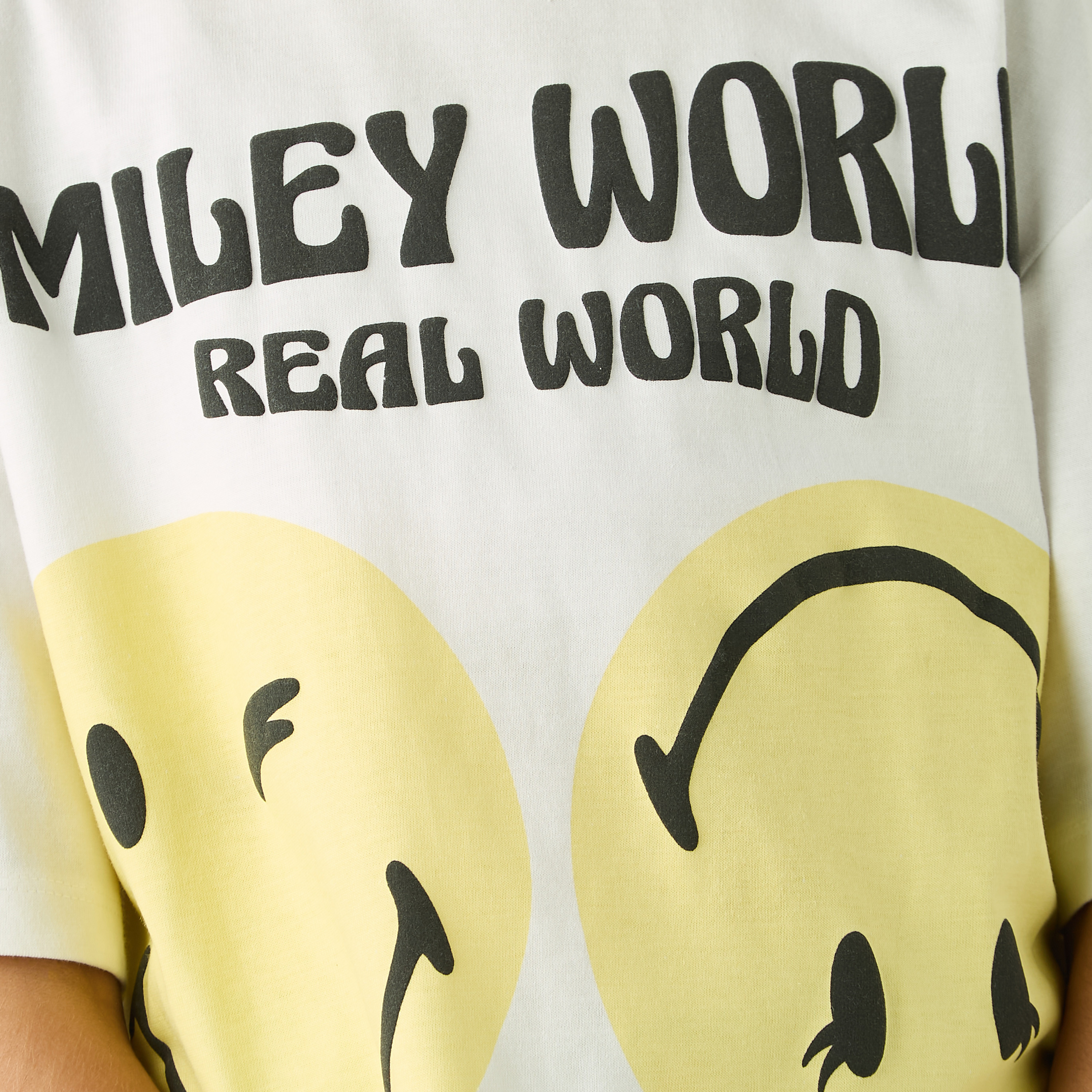 Disney SmileyWorld Print T-shirt with Drop Shoulder Sleeves and Round Neck-girls-clothing-tshirts-image-4