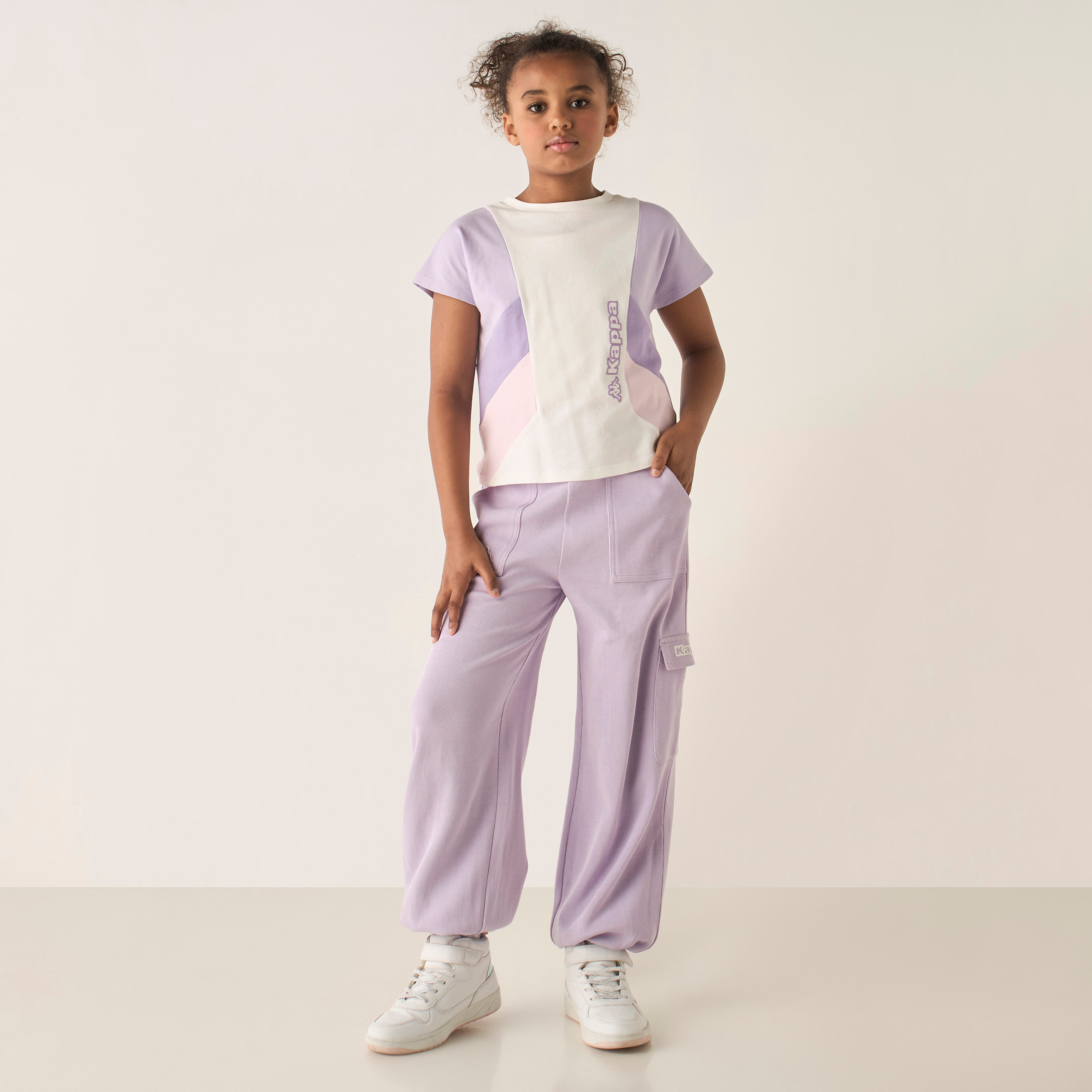 بنطلون رياضي بارز الملمس بجيوب من كابا-girls-clothing-bottoms-joggersandtrackpants-image-2