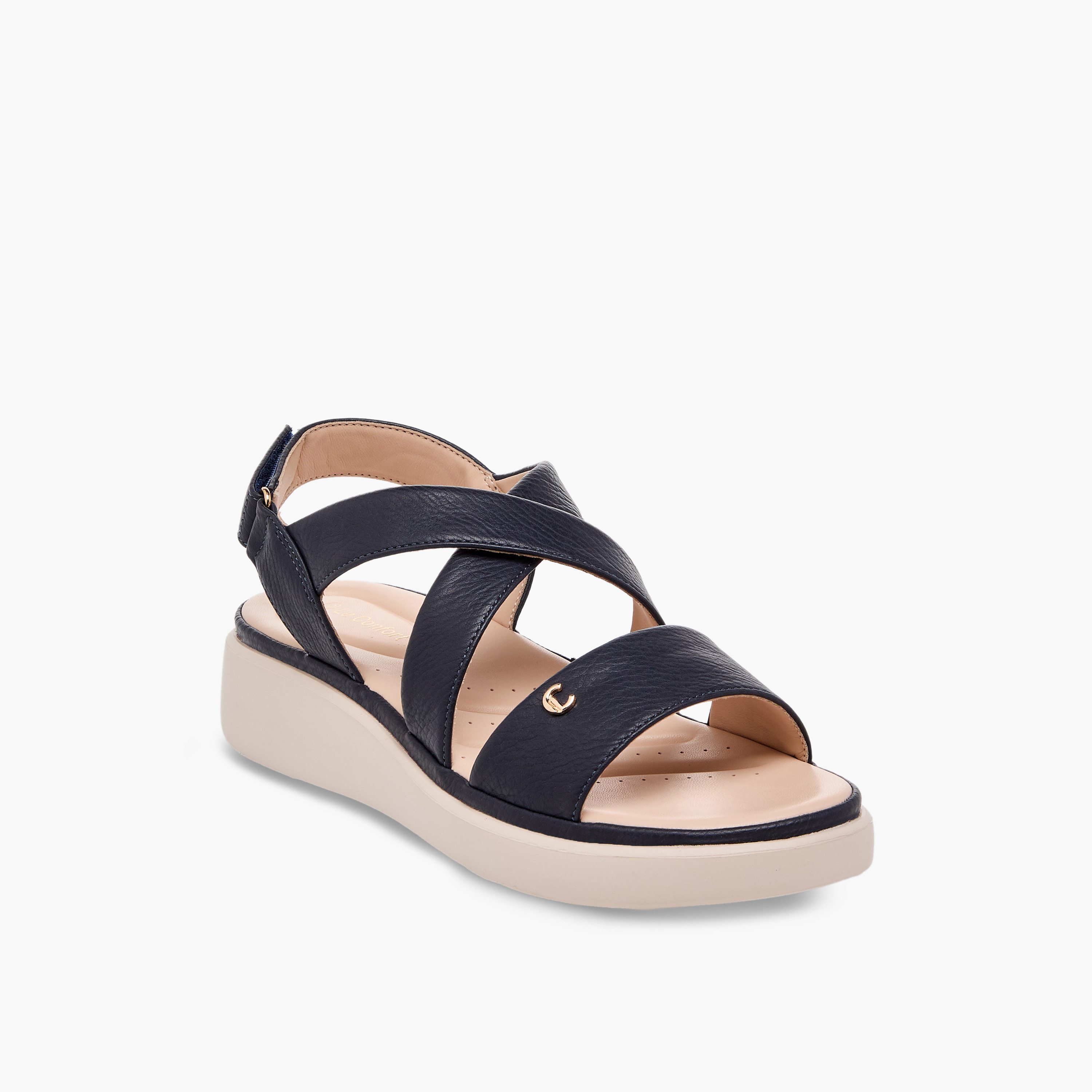 صندل بارز الملمس بأحزمة متقاطعة للنساء من لو كونفورت-women-shoes-sandals-heeled-image-2