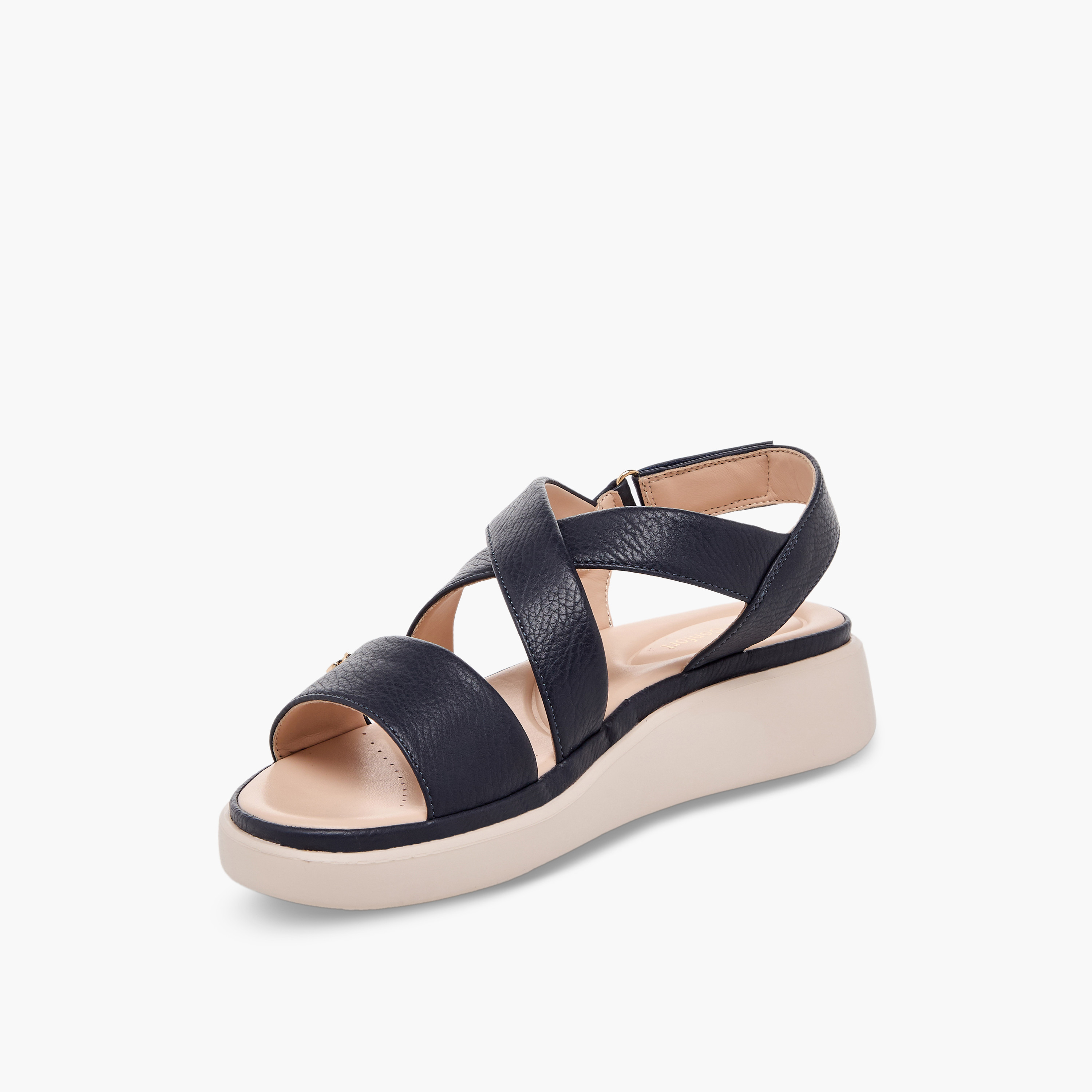 صندل بارز الملمس بأحزمة متقاطعة للنساء من لو كونفورت-women-shoes-sandals-heeled-image-4