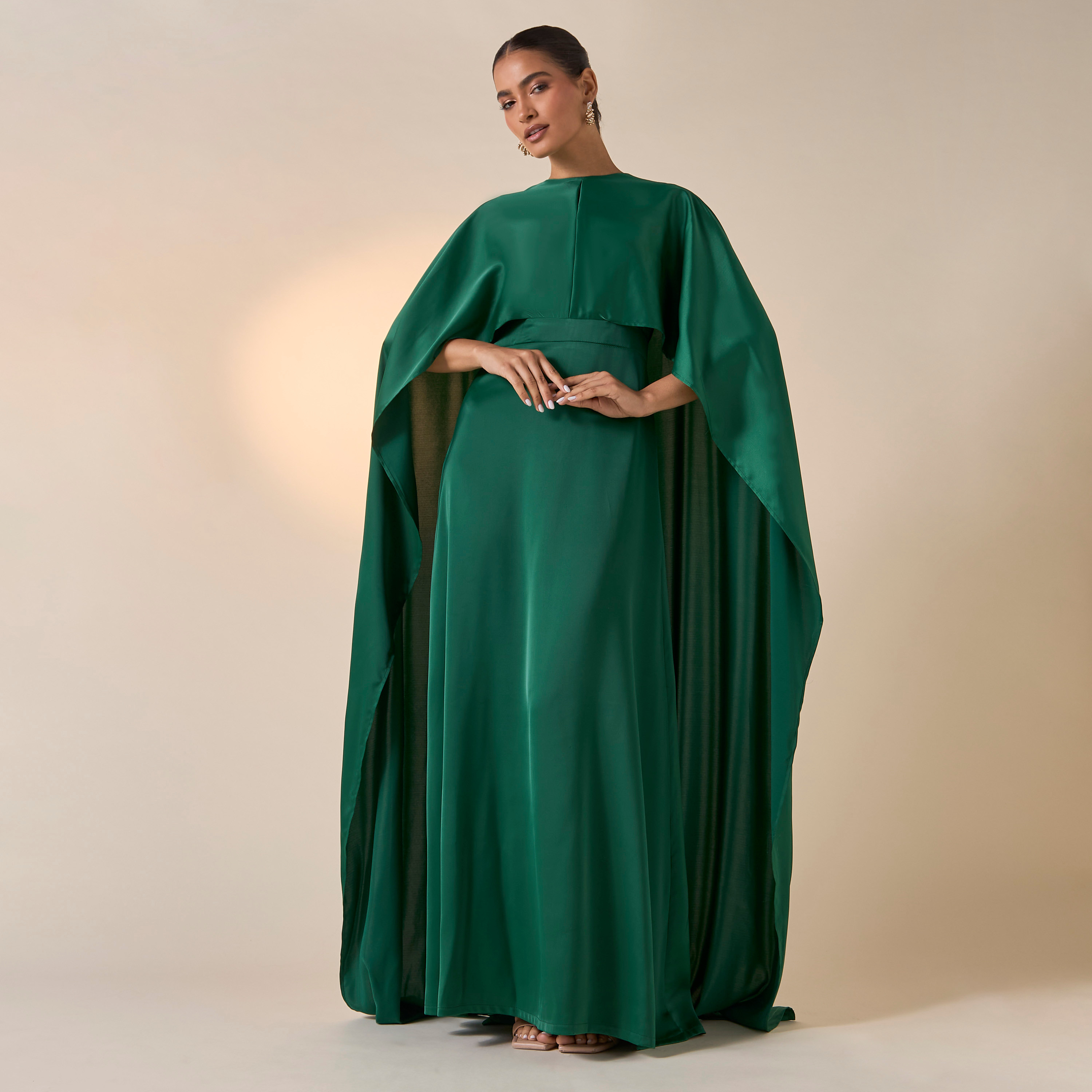 فستان سادة بياقة مستديرة وأكمام كاب من فيور-women-clothing-dresses-image-1