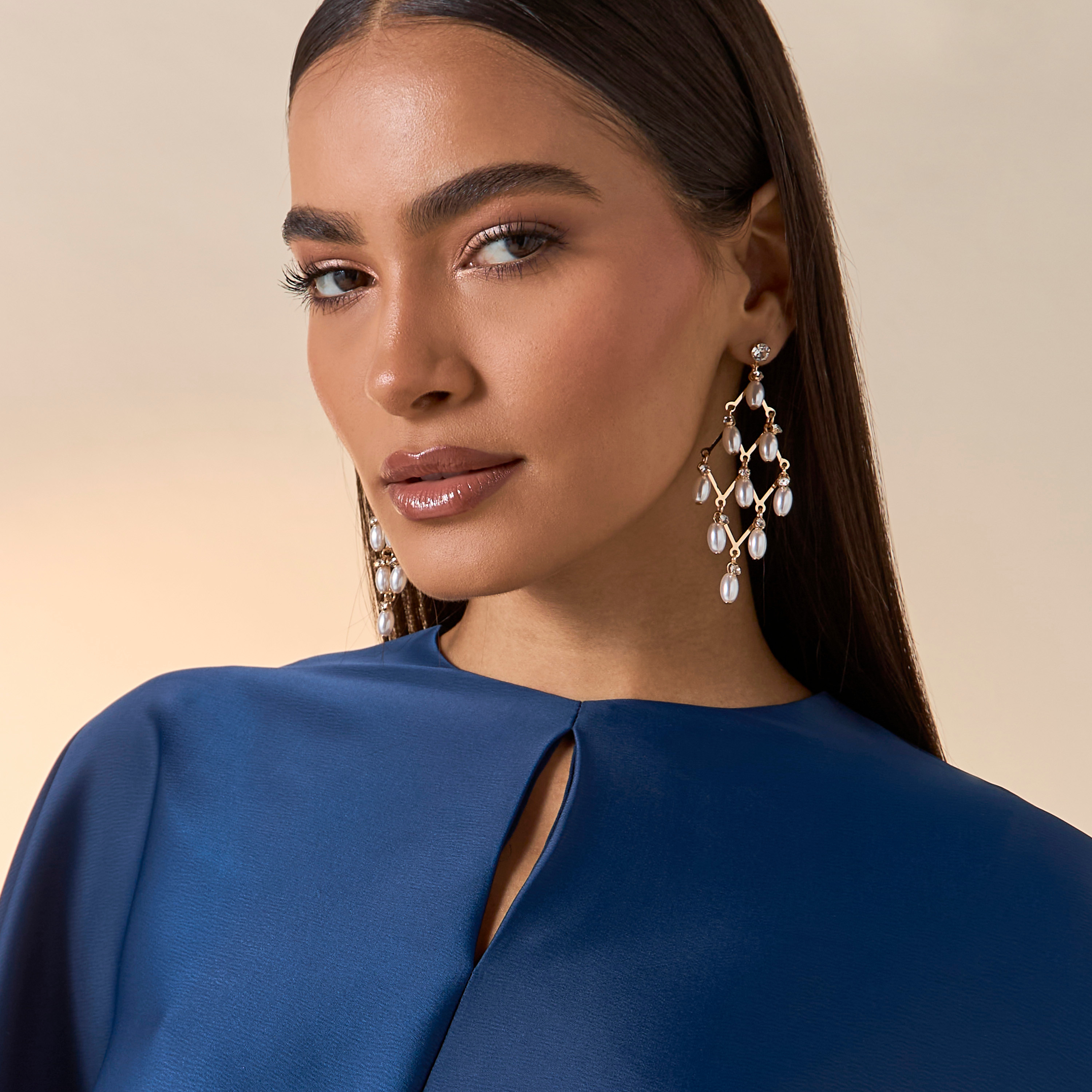 فستان سادة بياقة مستديرة وأكمام كاب من فيور-women-clothing-dresses-image-10