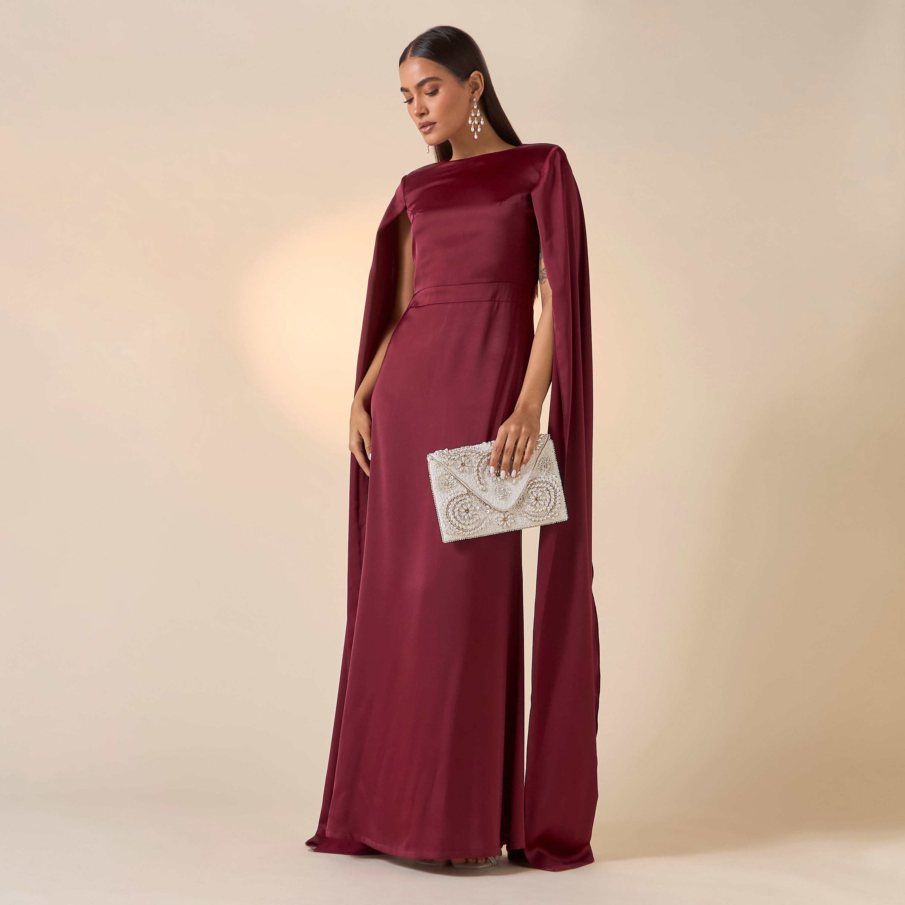 فستان سادة بياقة مستديرة وأكمام كاب من فيور-women-clothing-dresses-image-15