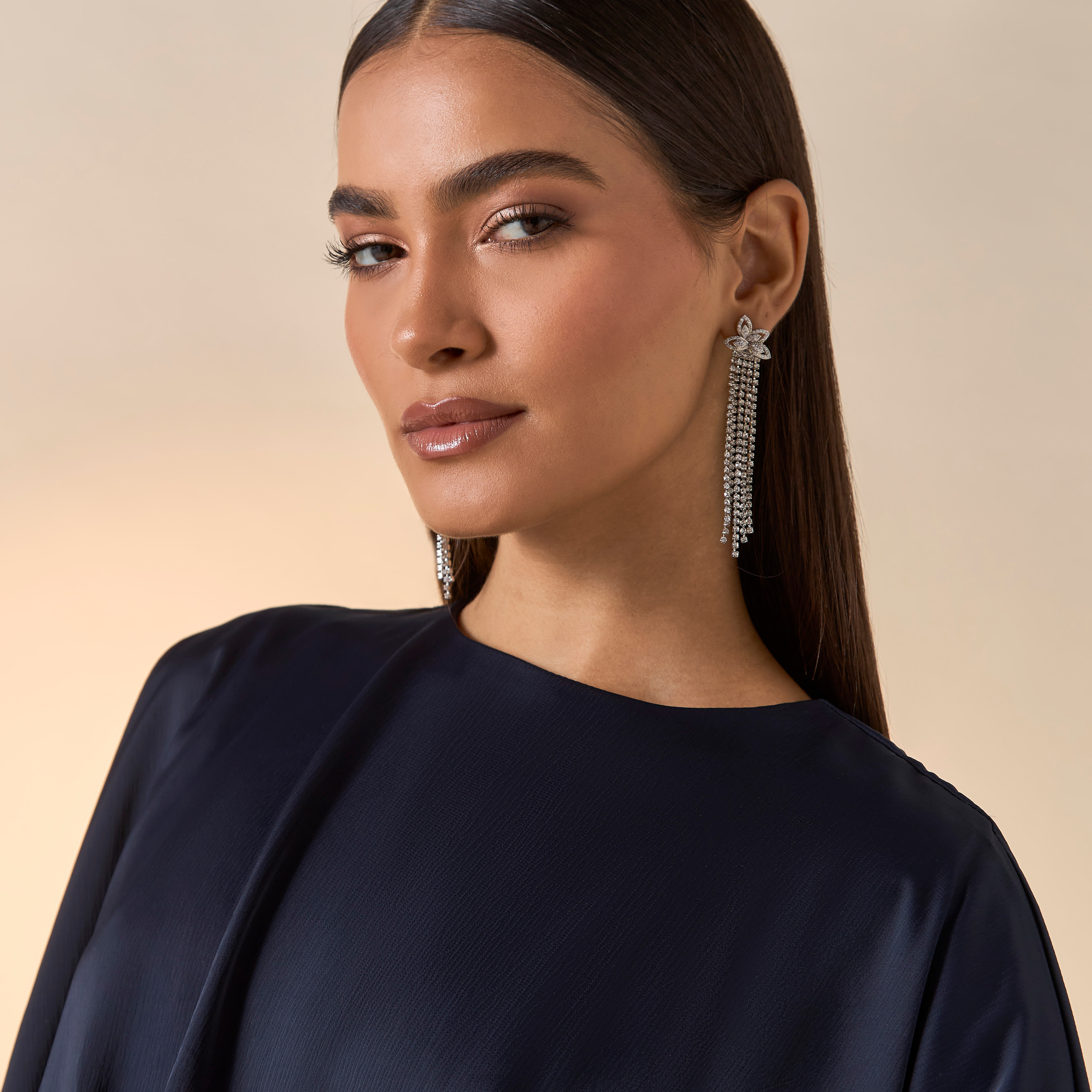 فستان سادة بياقة مستديرة وأكمام طويلة من فيور-women-clothing-dresses-image-5