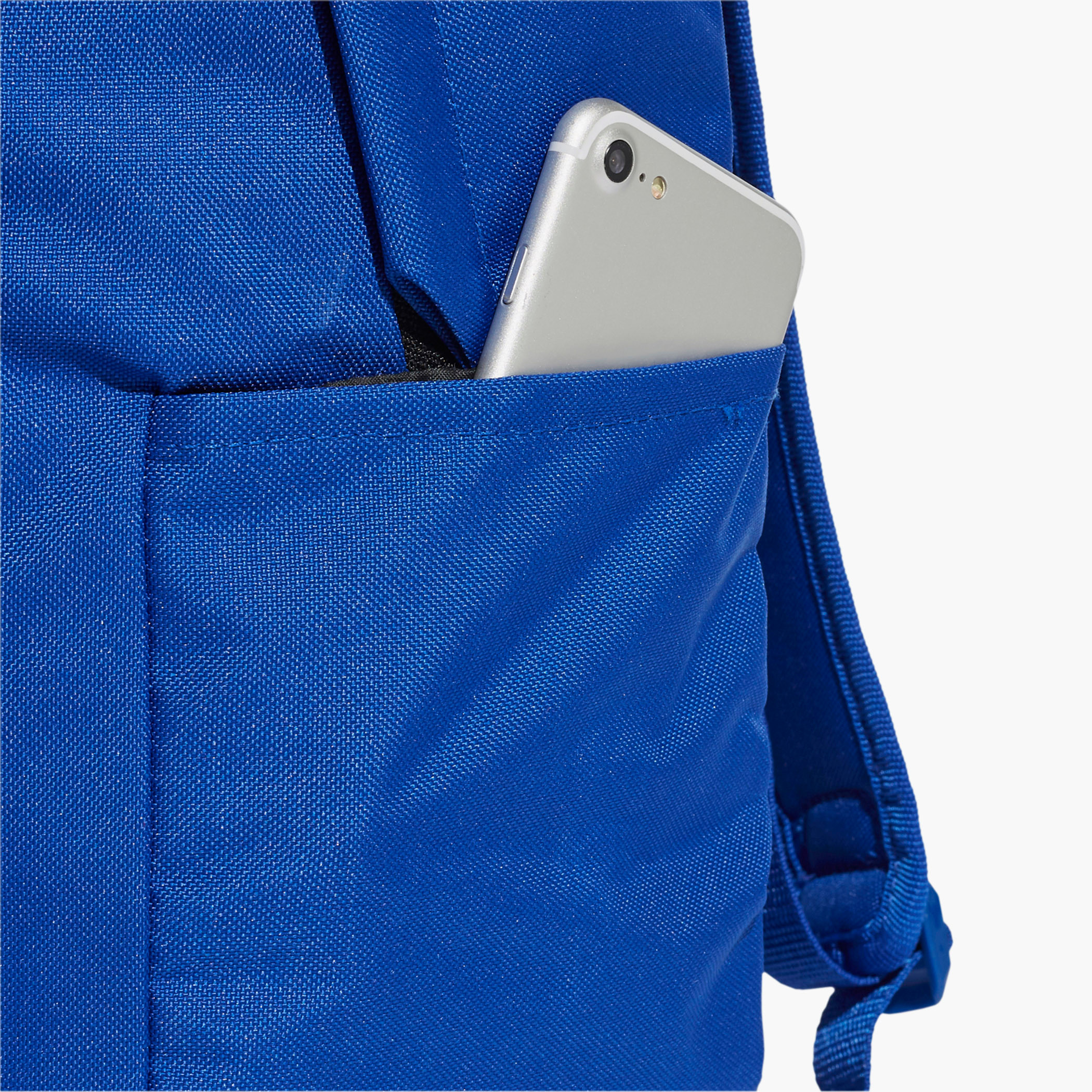 شنطة ظهر بطبعات شعار من أديداس - شنطة ظهر كلاسيكية-women-bagsandwallets-backpacks-image-7