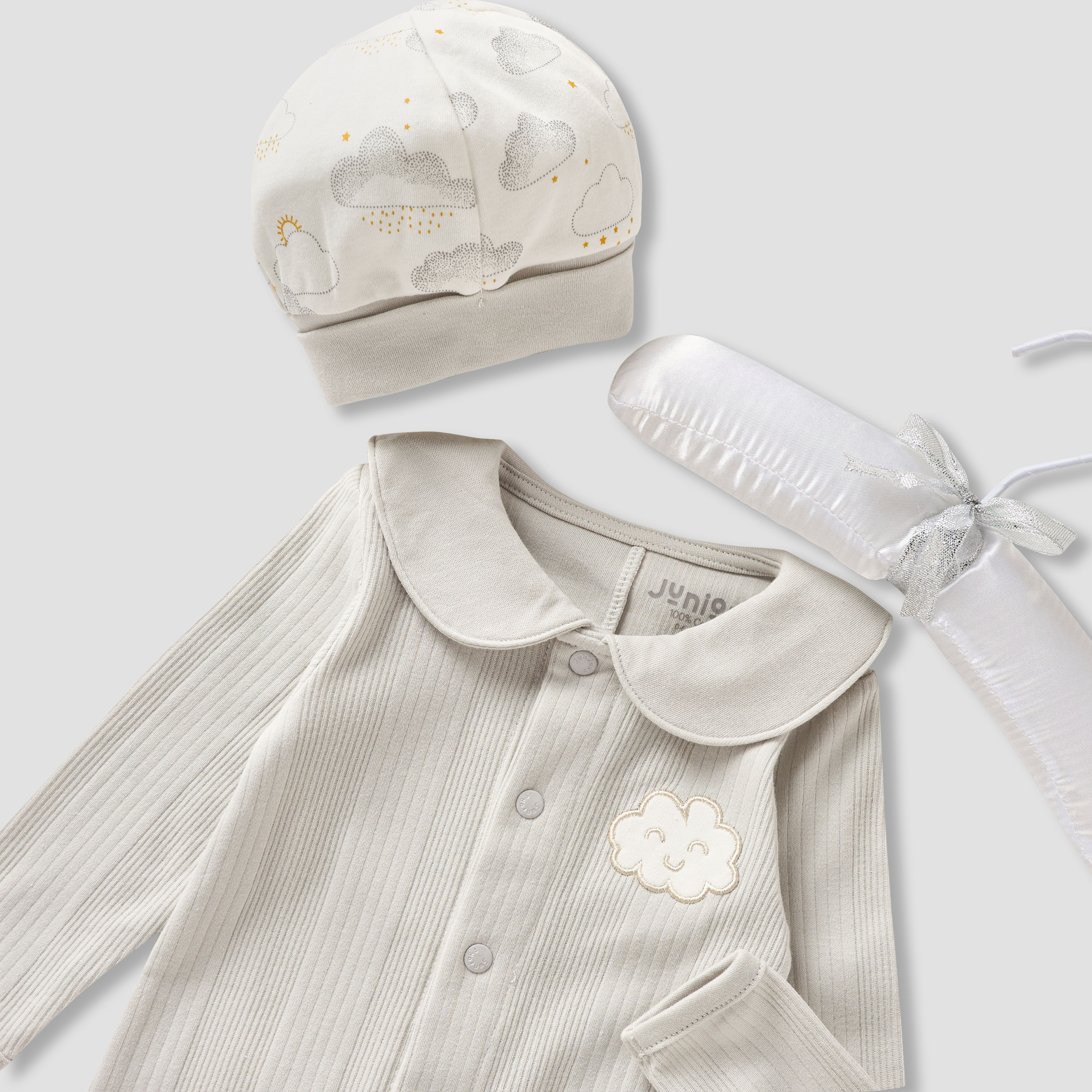Juniors 4-Piece Girls Gift Set - Cotton - Bodysuit, Booties, Beanie Cap - Cloud Print-baby-girls-clothing-setsandcoords-image-7