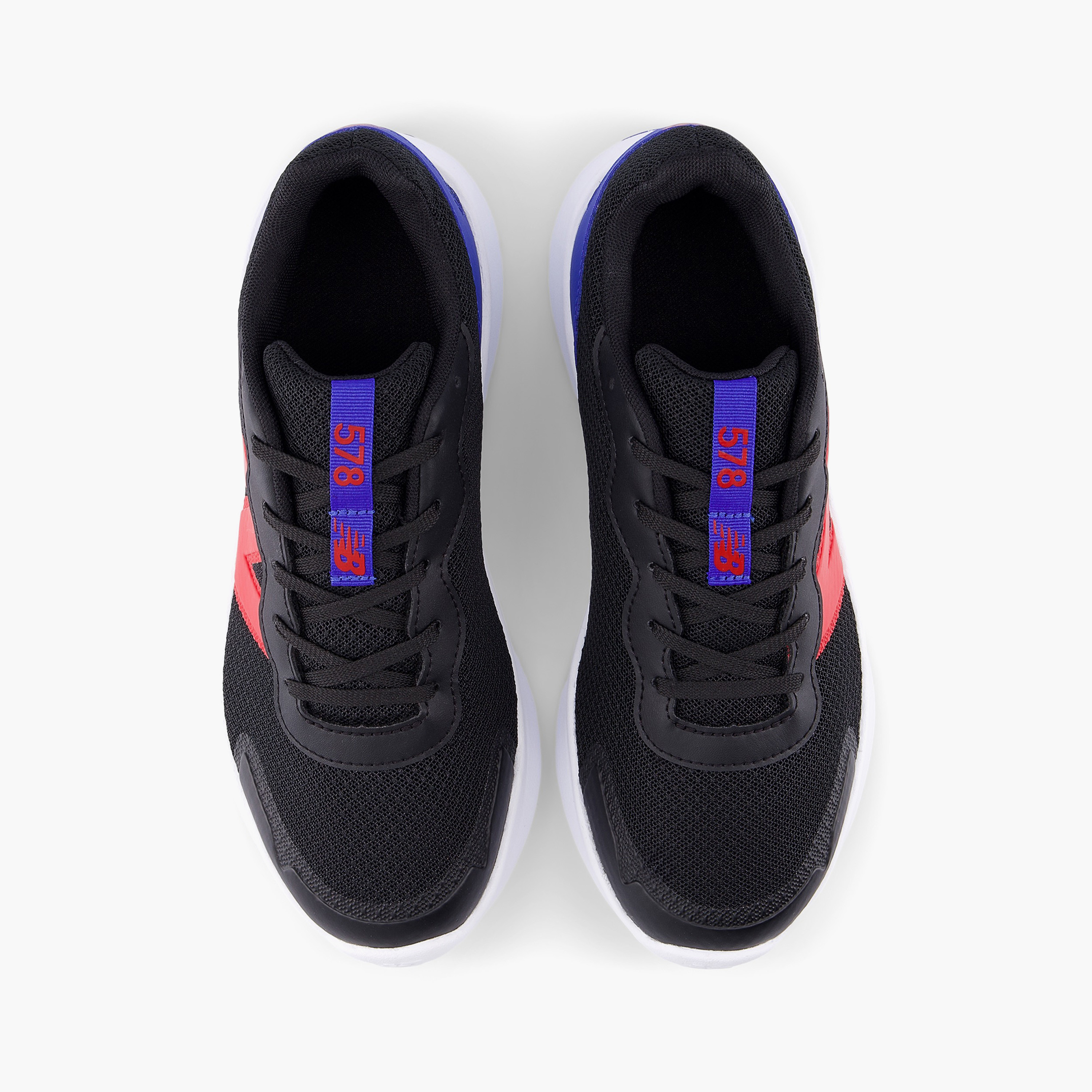 حذاء رياضي برباط إغلاق وتفاصيل شعار للأولاد من نيو بالانس-boys-shoes-sports-image-4