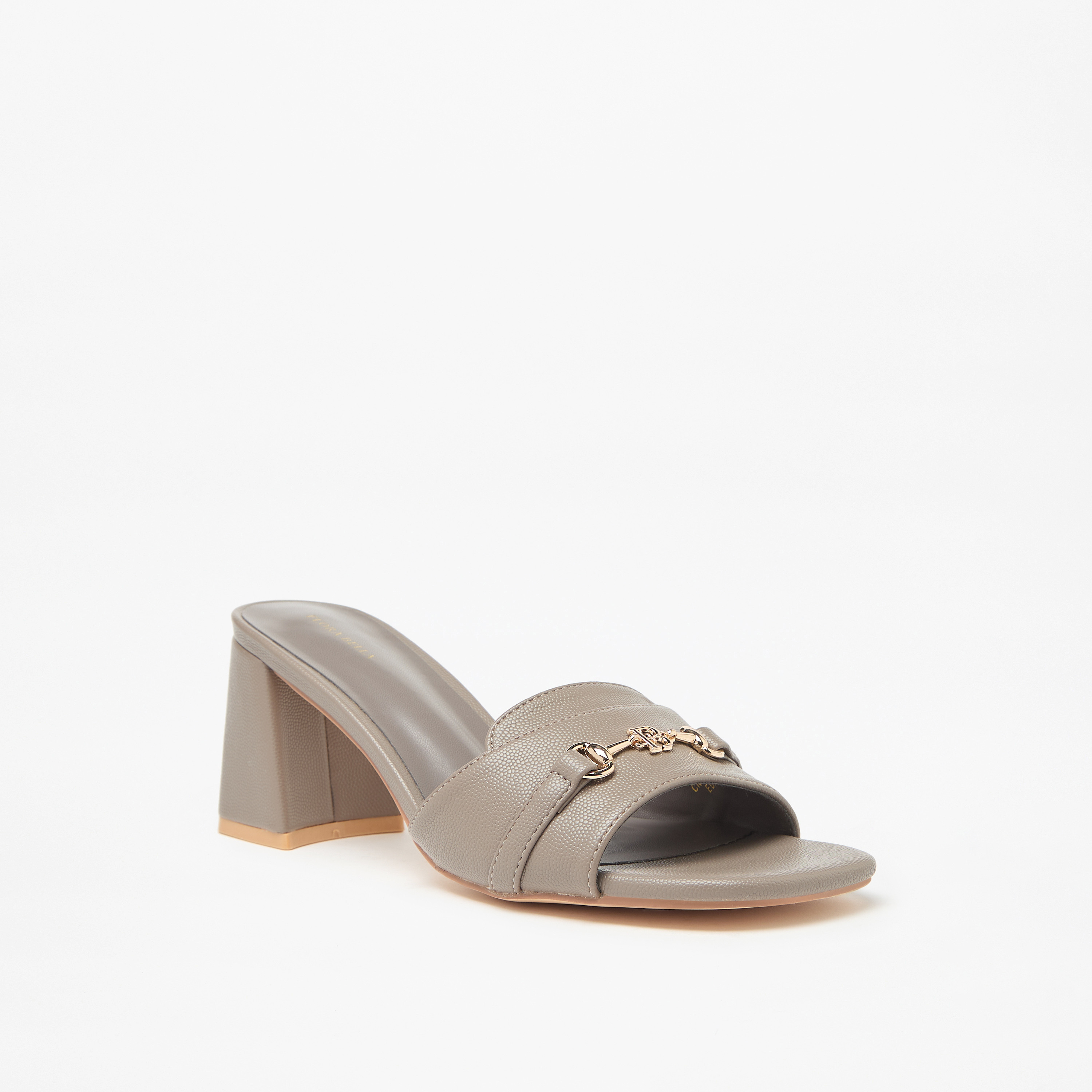 صندل سهل الارتداء بارز الملمس بكعب سميك وإبزيم مزيّن من فلورا بيلا-women-shoes-sandals-heeled-image-11