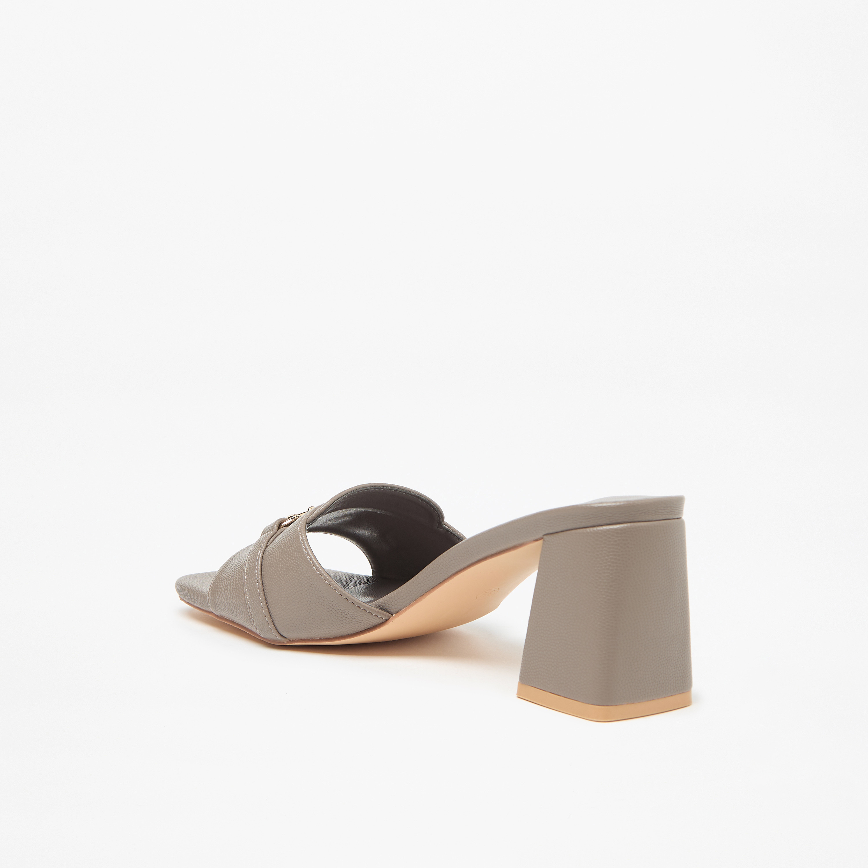 صندل سهل الارتداء بارز الملمس بكعب سميك وإبزيم مزيّن من فلورا بيلا-women-shoes-sandals-heeled-image-12