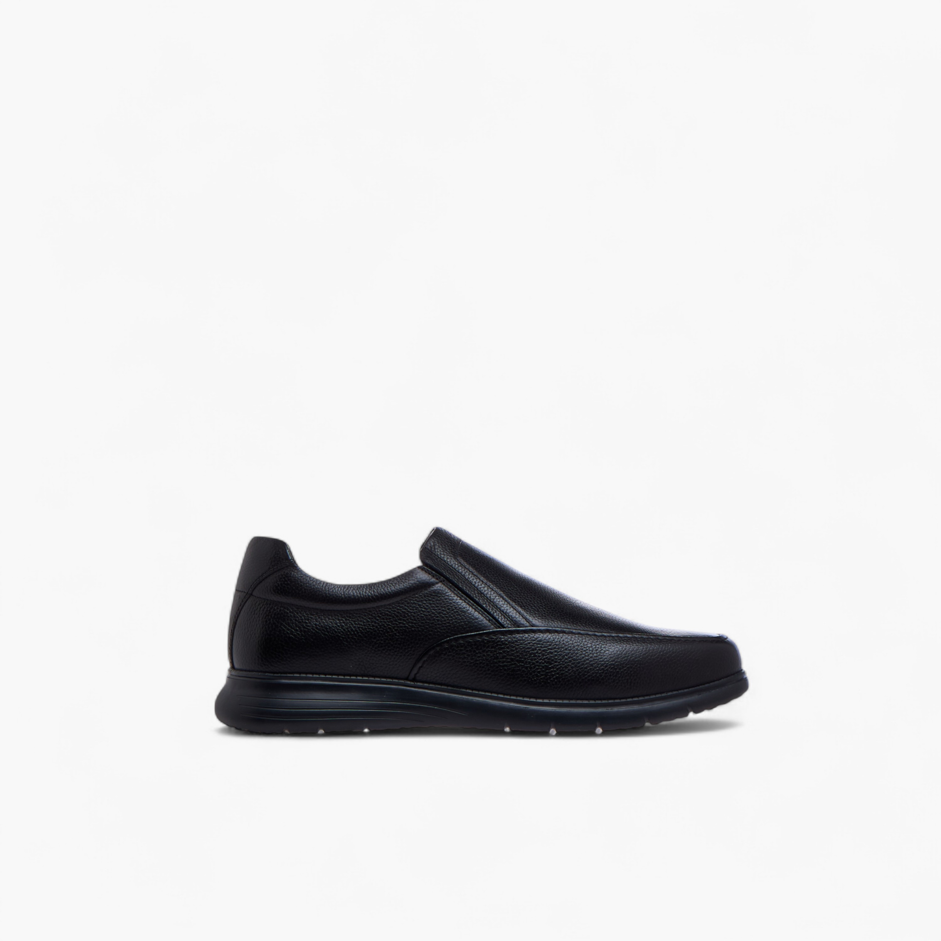 حذاء سادة سهل الارتداء من إل بي إل من شو إكسبريس-men-shoes-formalshoes-image-3