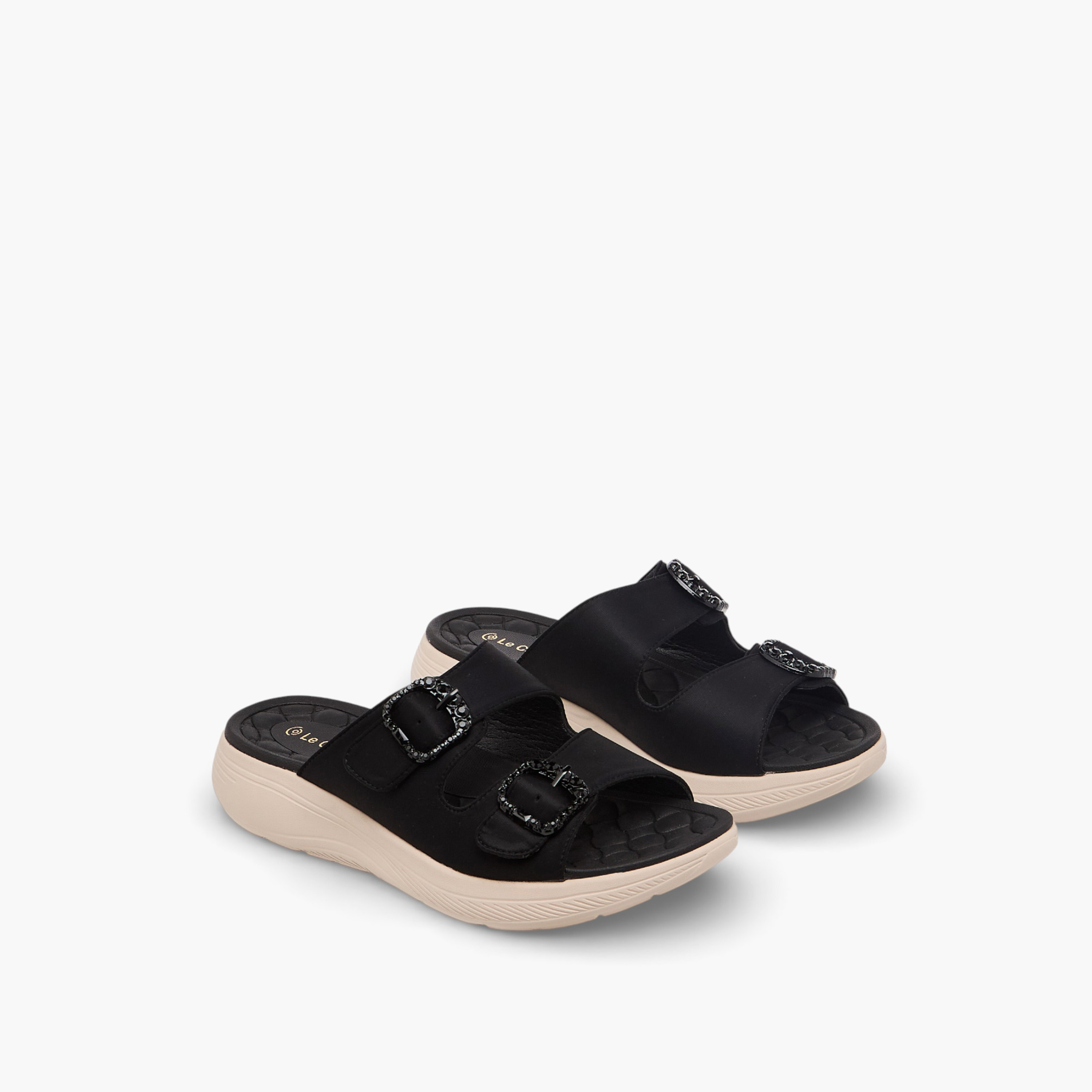 شبشب مريح مزين بإبزيم للنساء من لو كونفورت-women-shoes-sandals-heeled-image-6