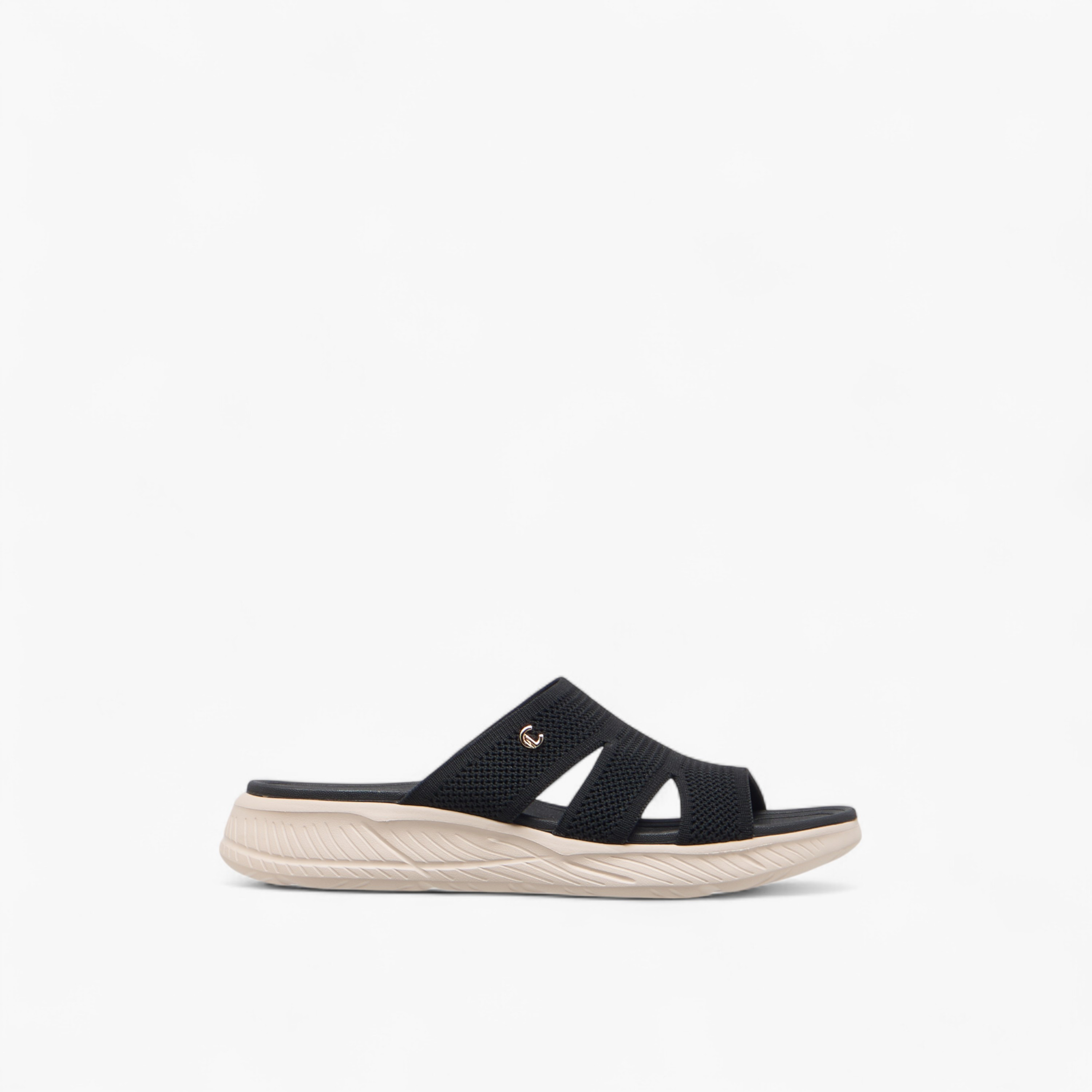 صندل مريح فلاينت بارز الملمس وسهل الارتداء من لو كونفورت-women-shoes-sandals-heeled-image-3