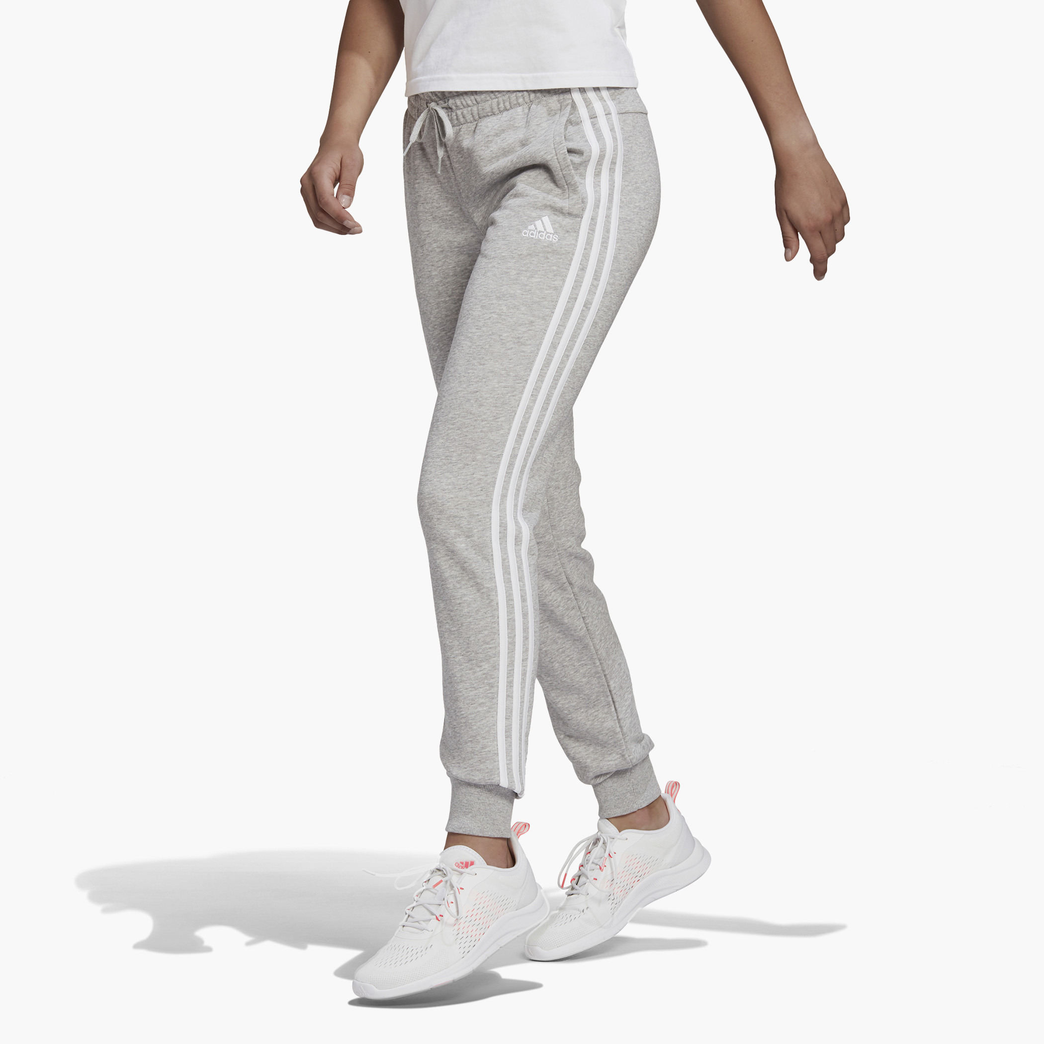 بنطلون اديداس نسائي مع 3 خطوط من دبليو 3 إس إف تي سي بت-women-clothing-bottoms-joggers-image-3