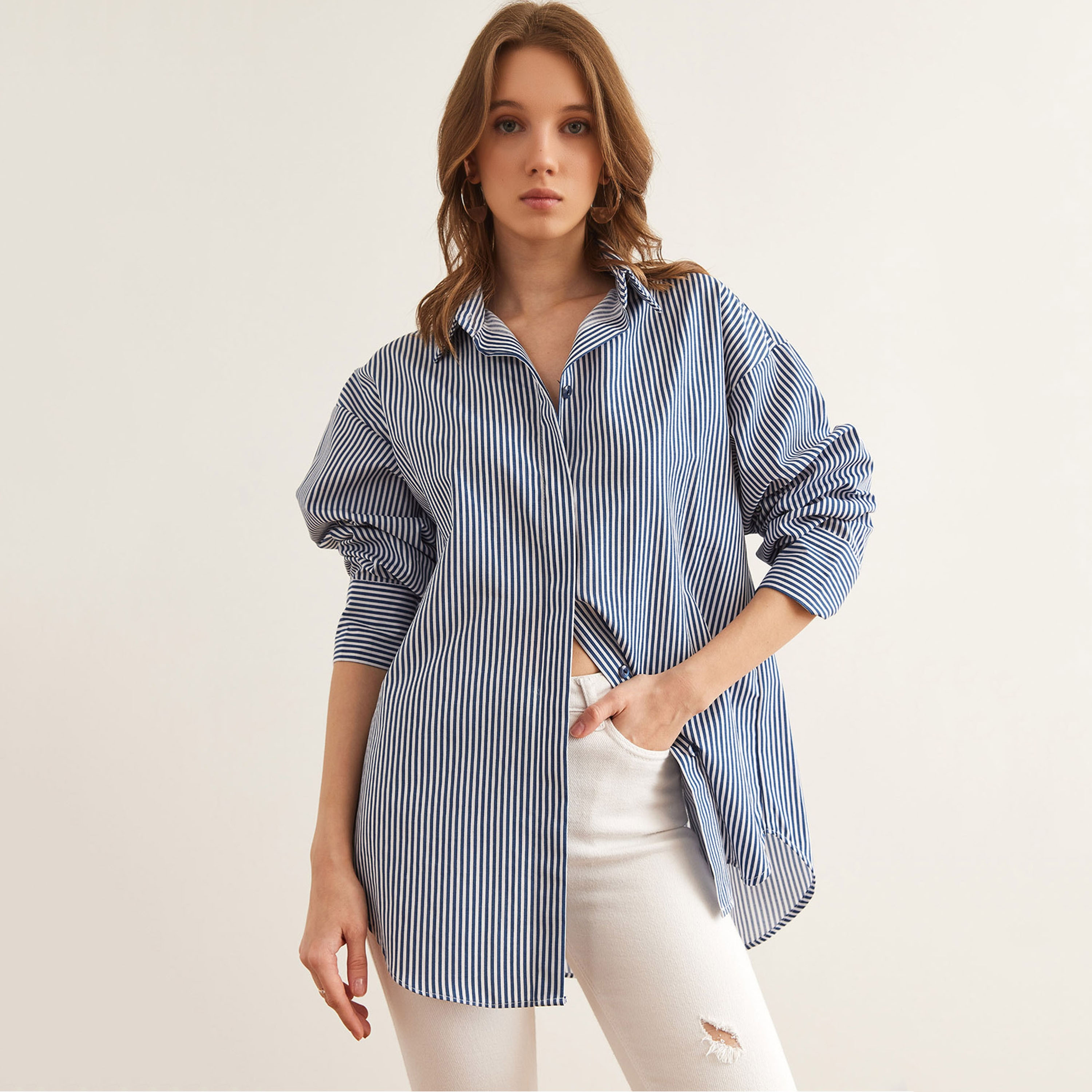 قميص نسائي مخطط، بأكمام منسدلة، أزرق من أولالوك-women-clothing-shirtsandblouses-shirts-image-1