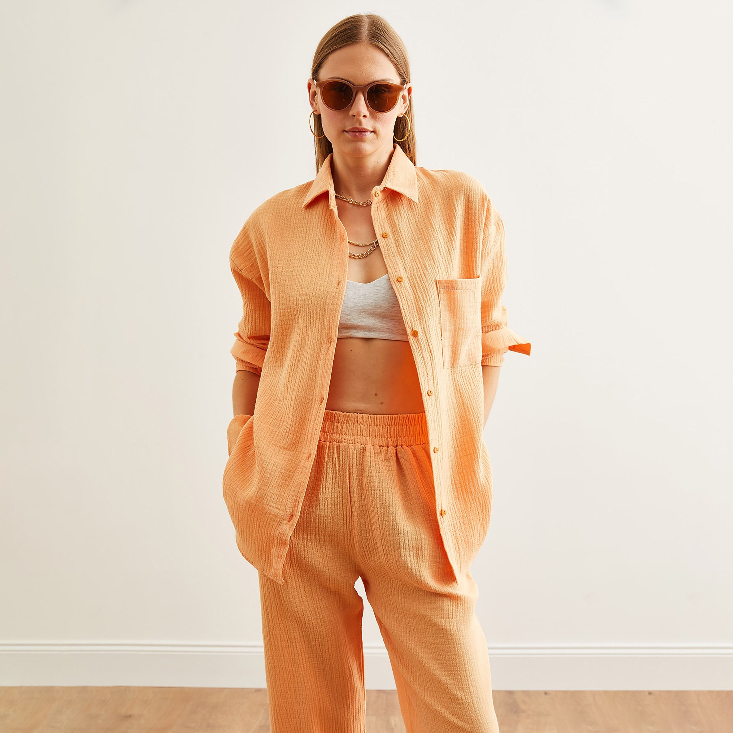 قميص نسائي بياقة منسدلة وأكمام منسدلة من أولالوك-women-clothing-shirtsandblouses-shirts-image-13
