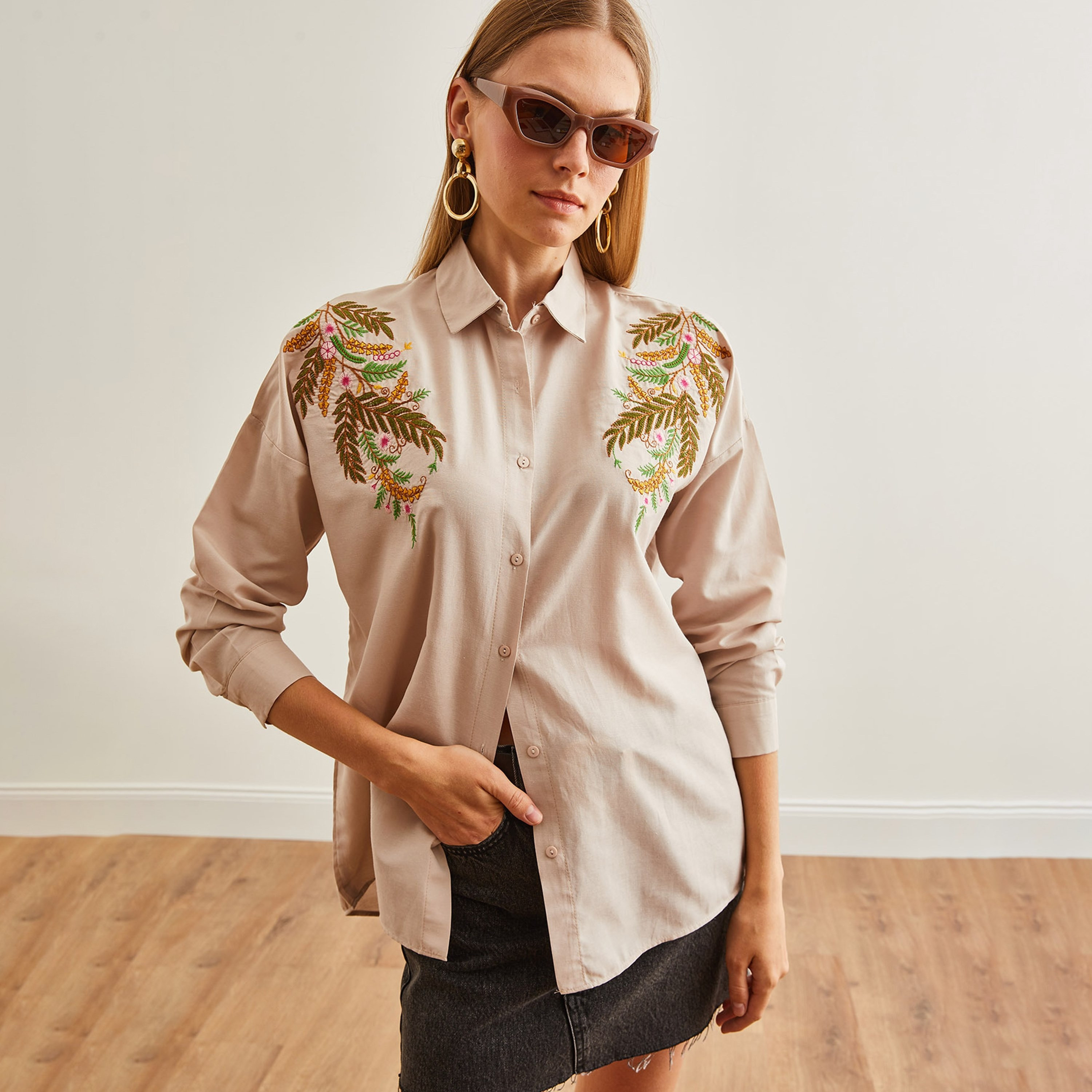 قميص نسائي مطرز بأوراق الشجر بأكمام منسدلة وياقة من أولالوك-women-clothing-shirtsandblouses-shirts-image-2