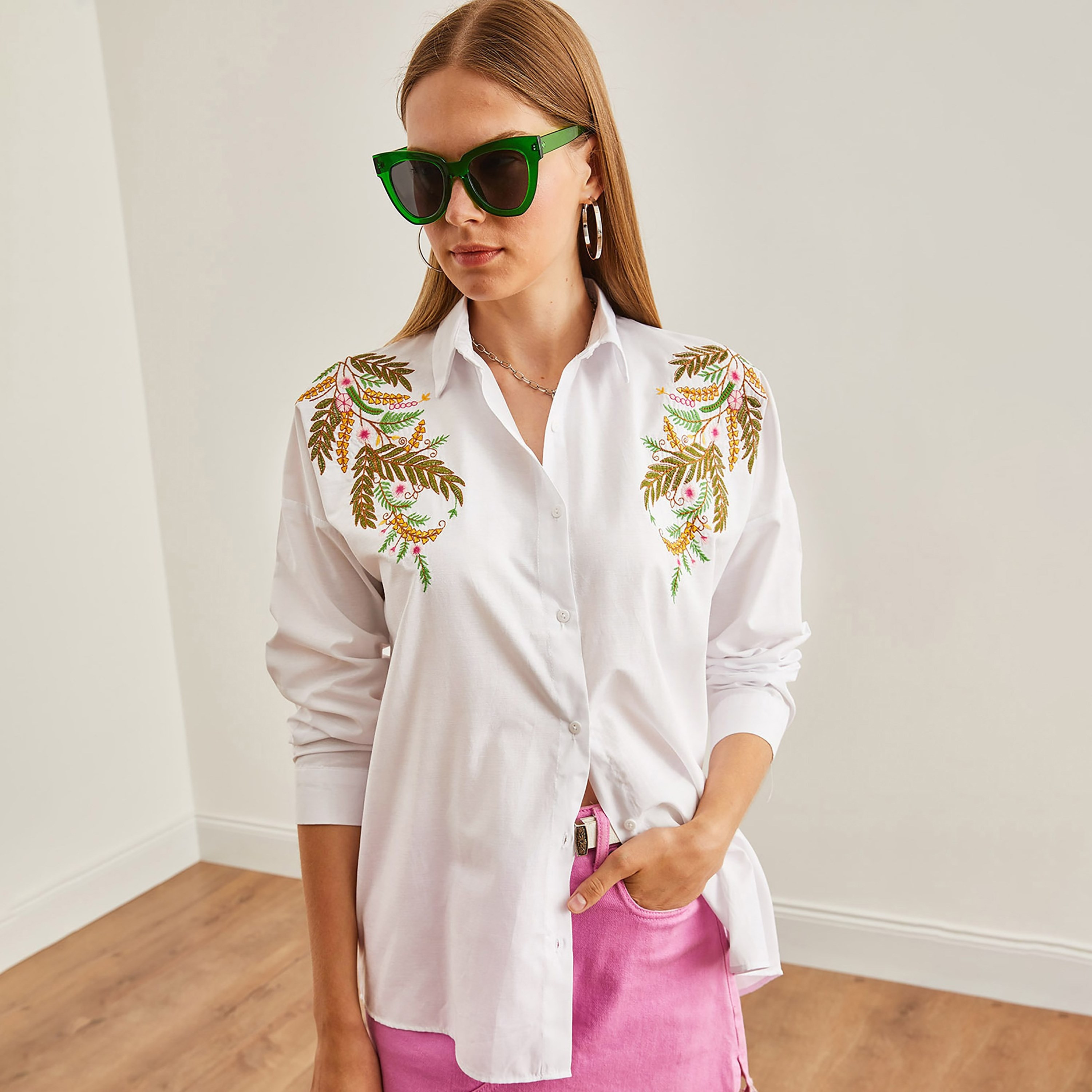 قميص نسائي مطرز بأوراق الشجر بأكمام منسدلة وياقة من أولالوك-women-clothing-shirtsandblouses-shirts-image-9