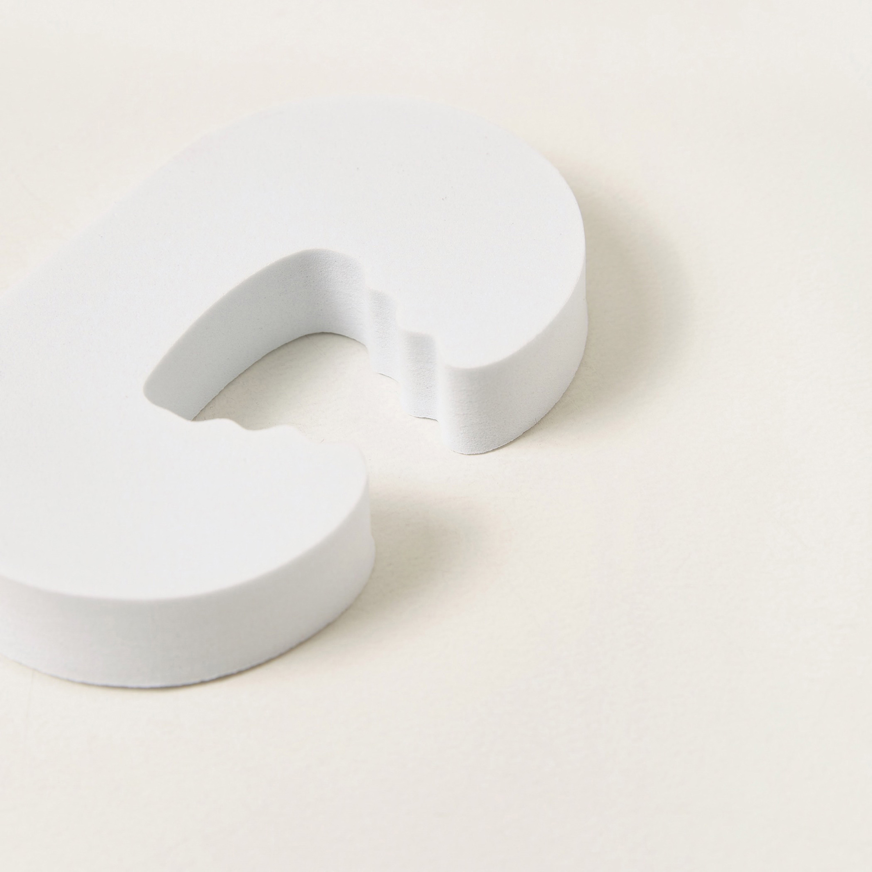 مانع انغلاق الأبواب لحماية الأصابع من جونيورز-baby-healthandsafety-babyproofing-image-2