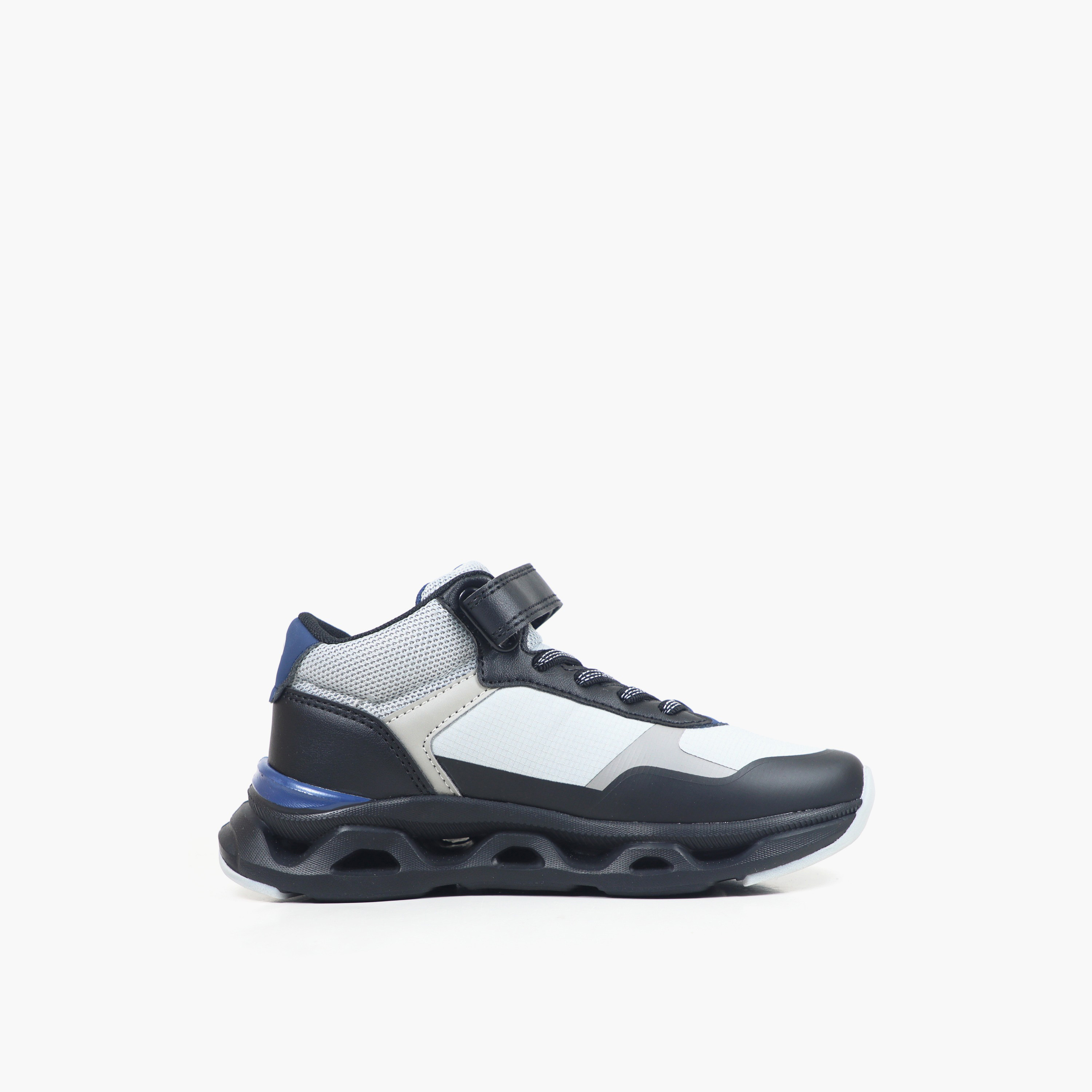 حذاء سنيكرز بشريط إغلاق لاصق ساكرامنتو للأولاد من جاب-boys-shoes-sneakers-image-3