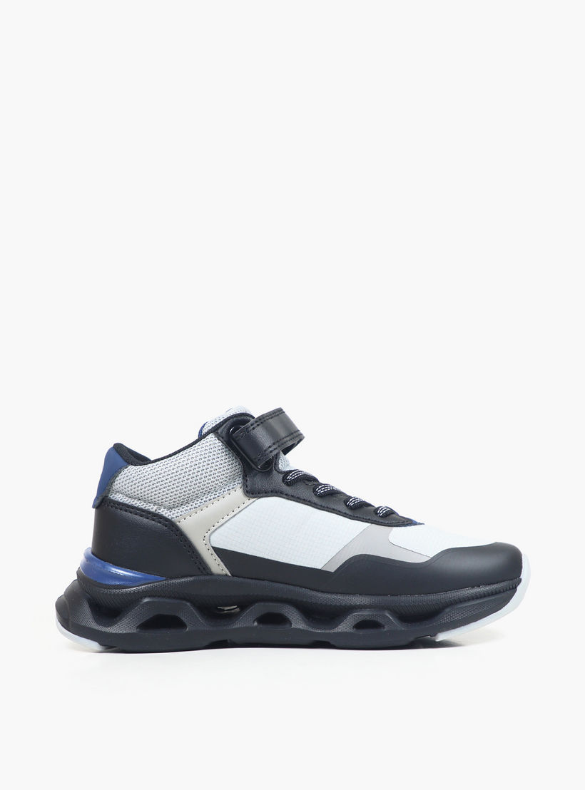 حذاء سنيكرز بشريط إغلاق لاصق ساكرامنتو للأولاد من جاب-boys-shoes-sneakers-image-3