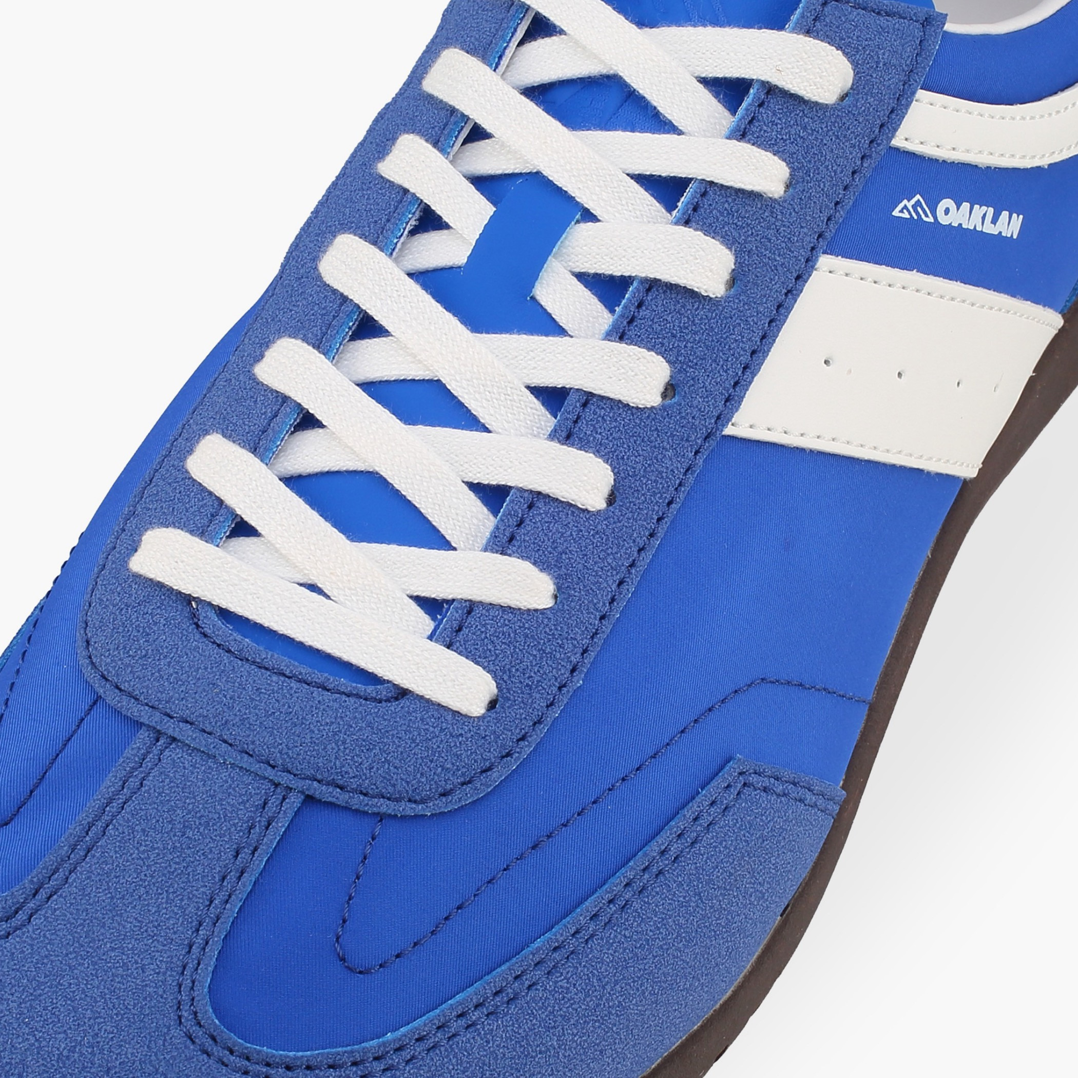حذاء سنيكرز برباط للرجال من أوكلان من شو اكسبريس-men-shoes-sneakers-image-4