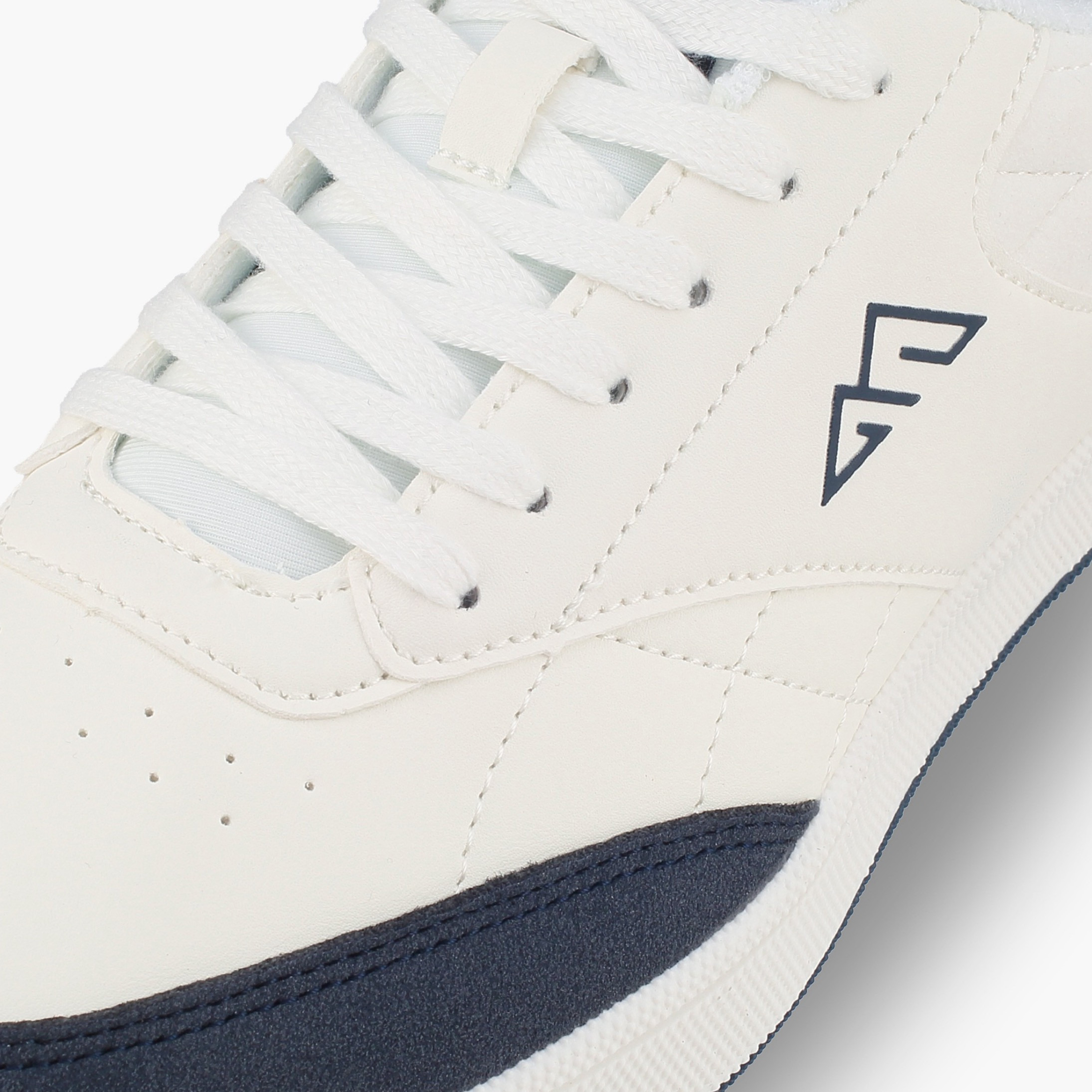 Oaklan by Shoexpress Men Logo Print Lace-Up Ankle Sneakers-men-shoes-sneakers-image-4