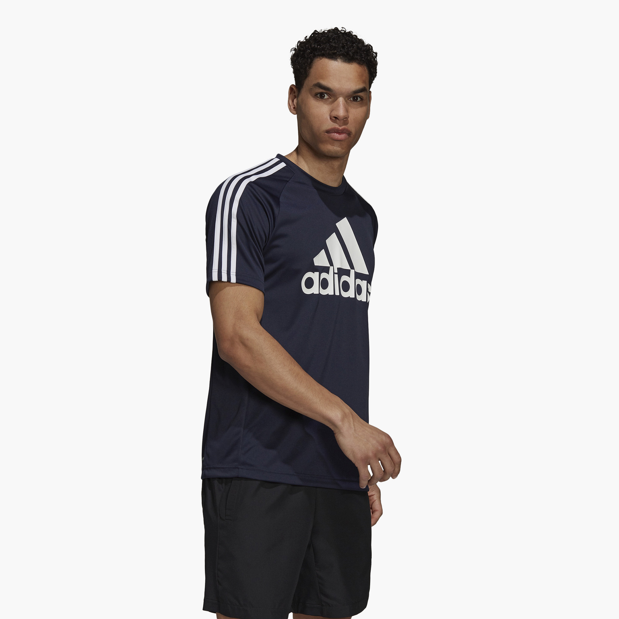 جيرسي اديداس رجالي بشعار إم سيرينو بوس تي 2-men-clothing-sportswearandactivewear-tshirtsandpolos-image-3