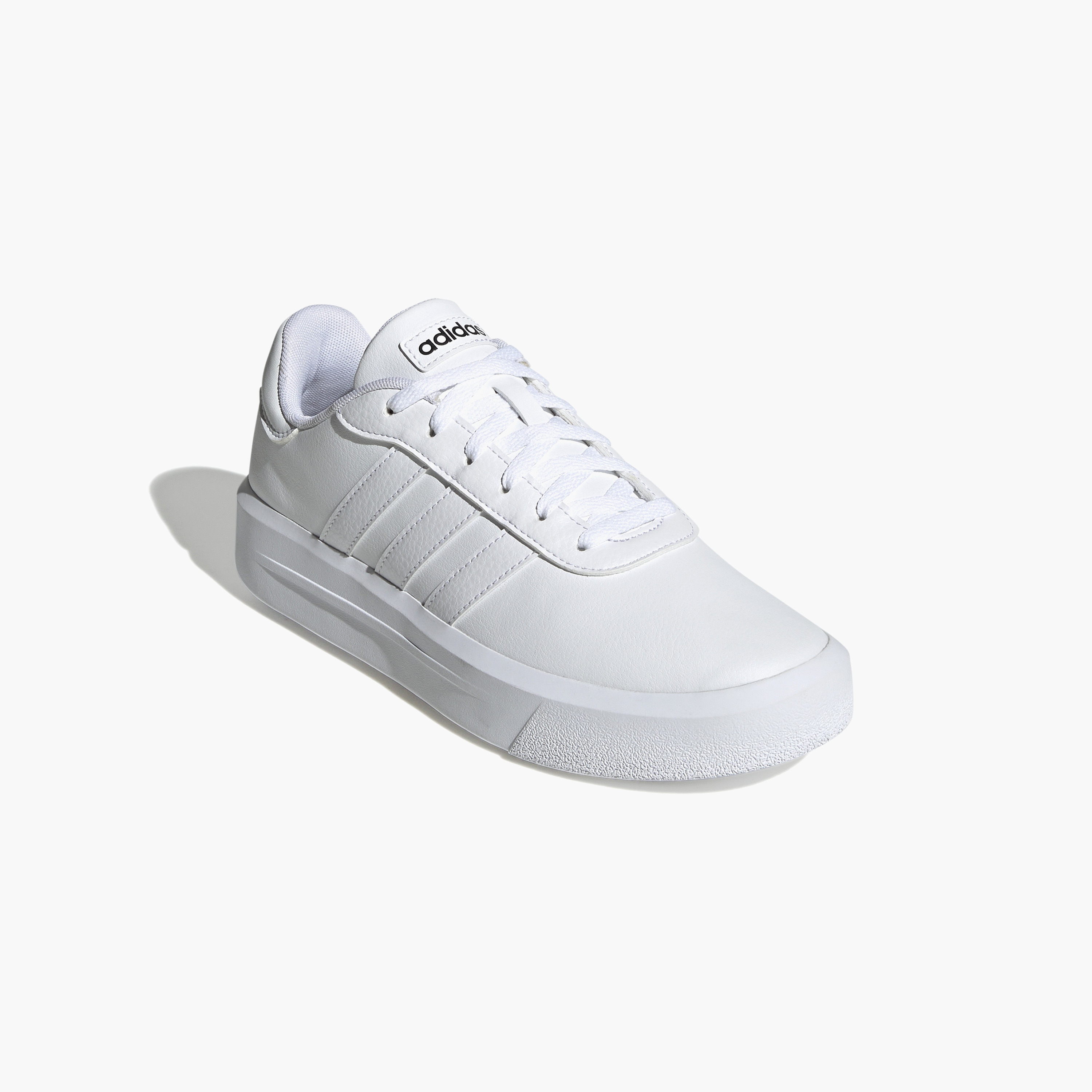 سنيكرز نسائي ذو كورت بلاتفورم من أديداس GV9000 | OE-sports-women-shoes-image-1