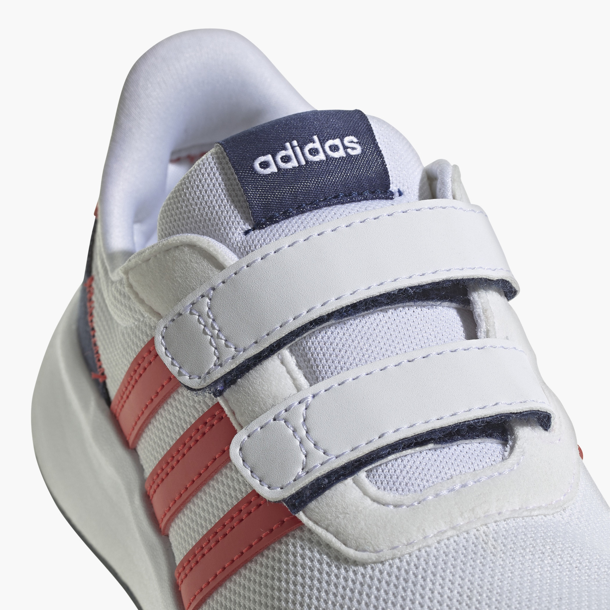 حذاء الجري من أديداس رن 70 إس سي إف كيه للأطفال GW0333-sports-boys-shoes-image-4