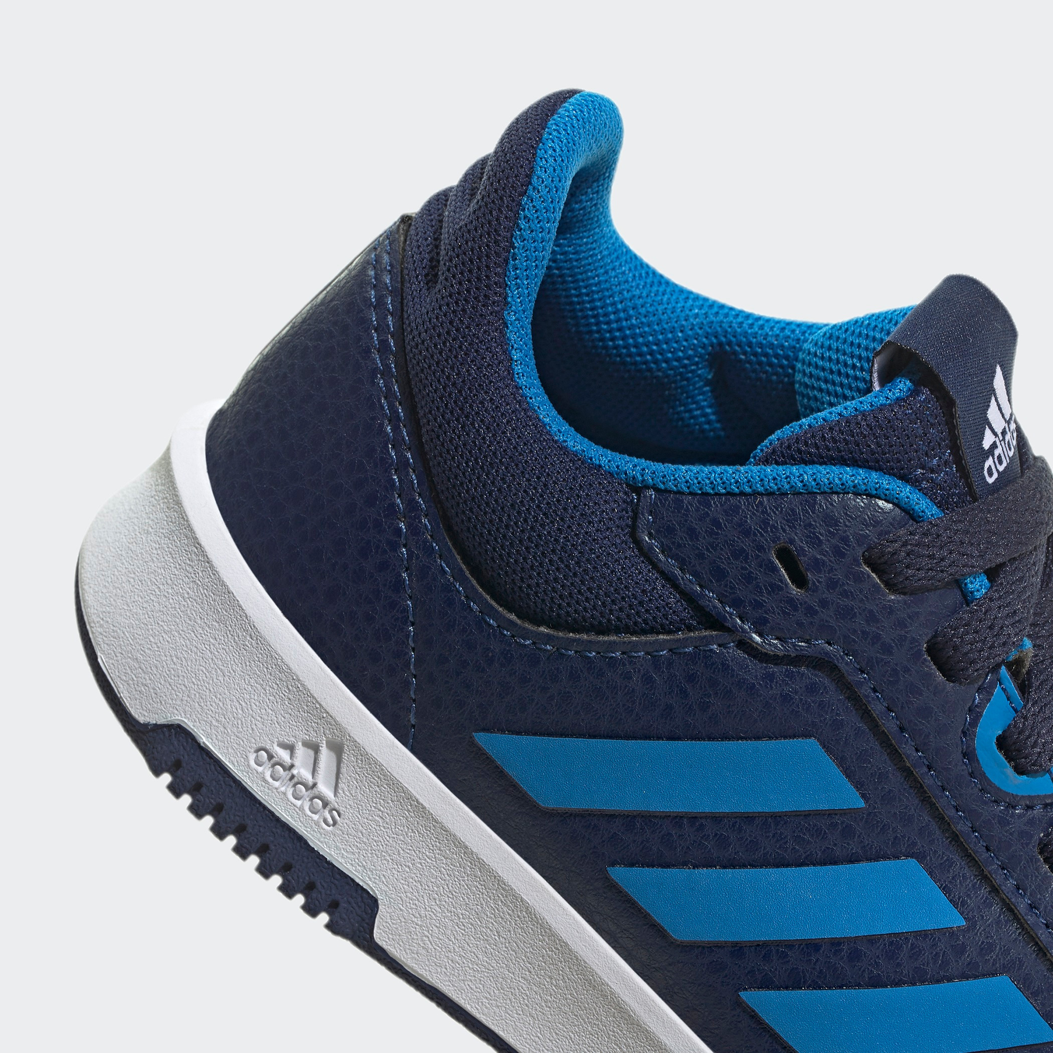 GW6427 حذاء الجري للأطفال من أديداس تنسور سبورت 2.0-sports-boys-shoes-image-3