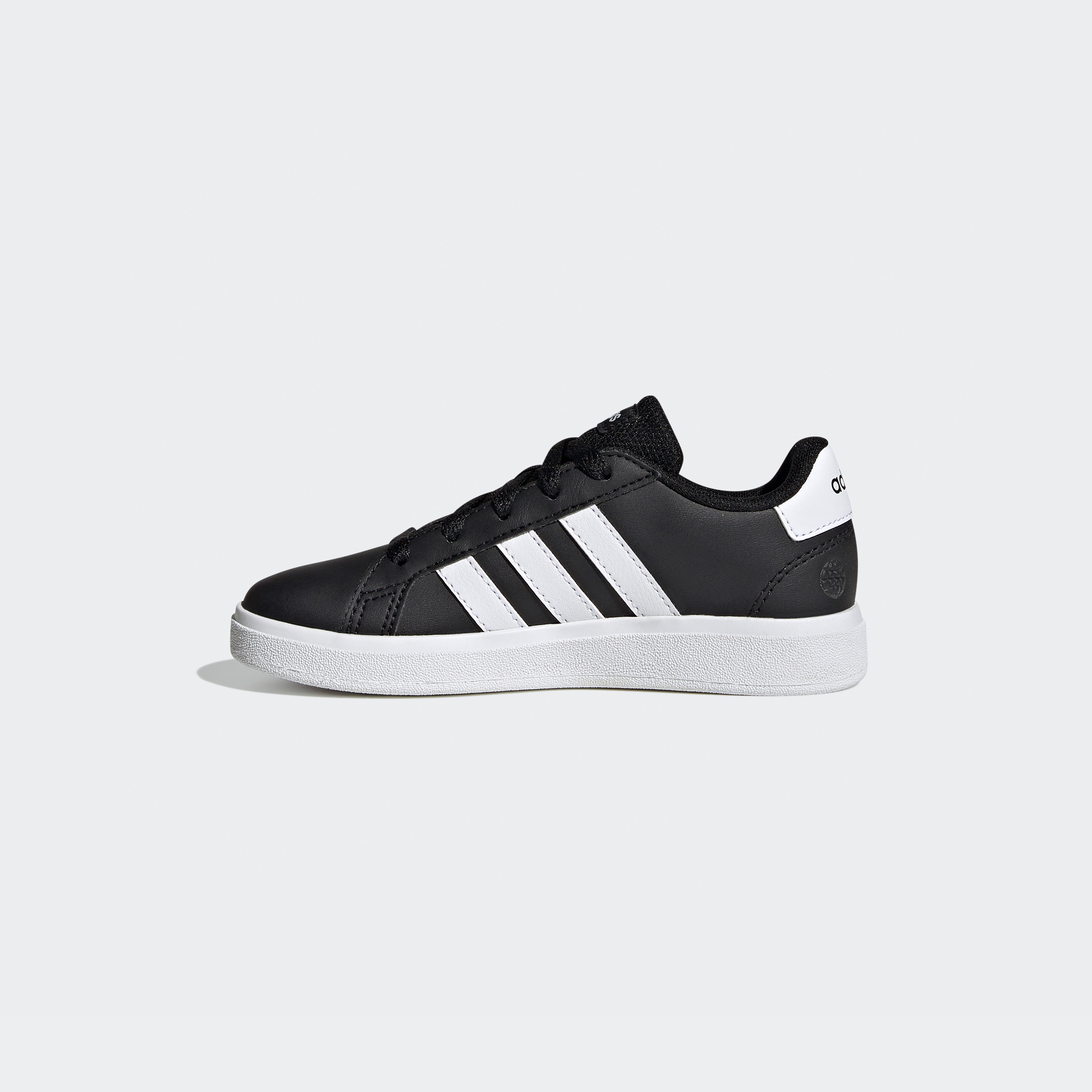 حذاء رياضي جراند كورت لايف ستايل برباط من اديداس كيدز  FZ6158|OE-boys-shoes-schoolshoes-image-3