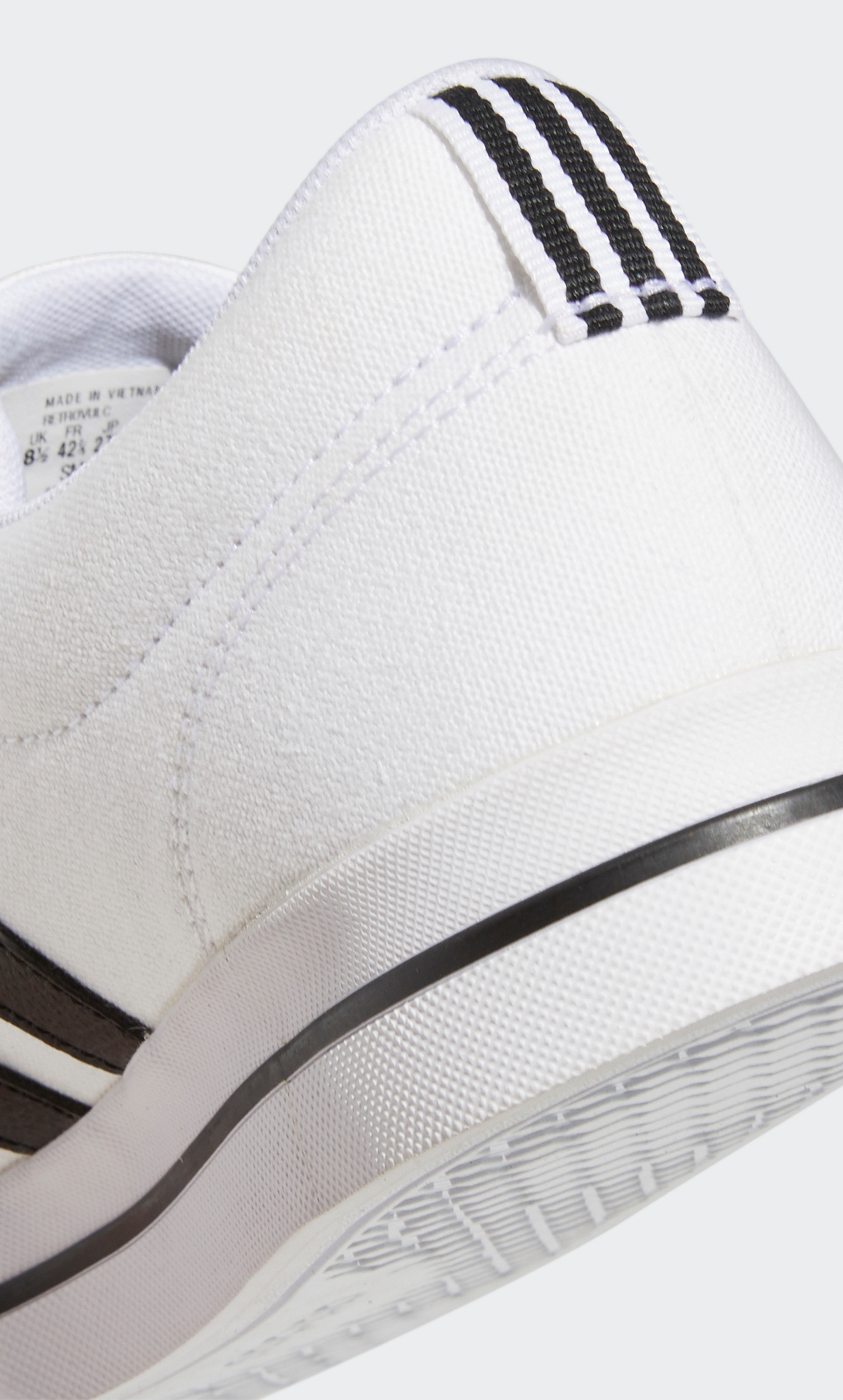 GW8367 حذاء رياضي رتروفولك للرجال من اديداس-sports-men-shoes-image-7