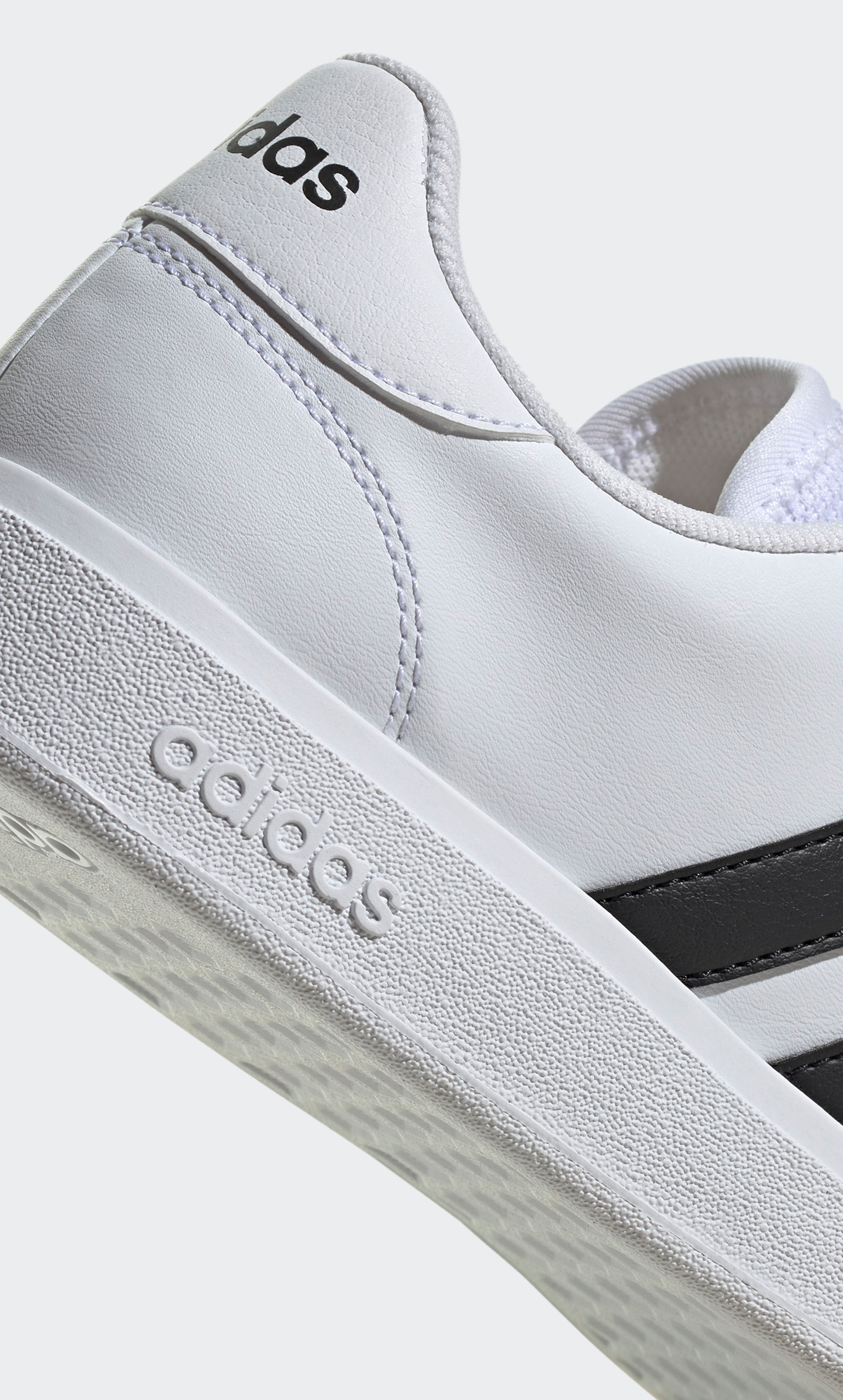 GW9261 حذاء رياضي جراند كورت بيس 2.0 للنساء من اديداس-sports-women-shoes-image-7