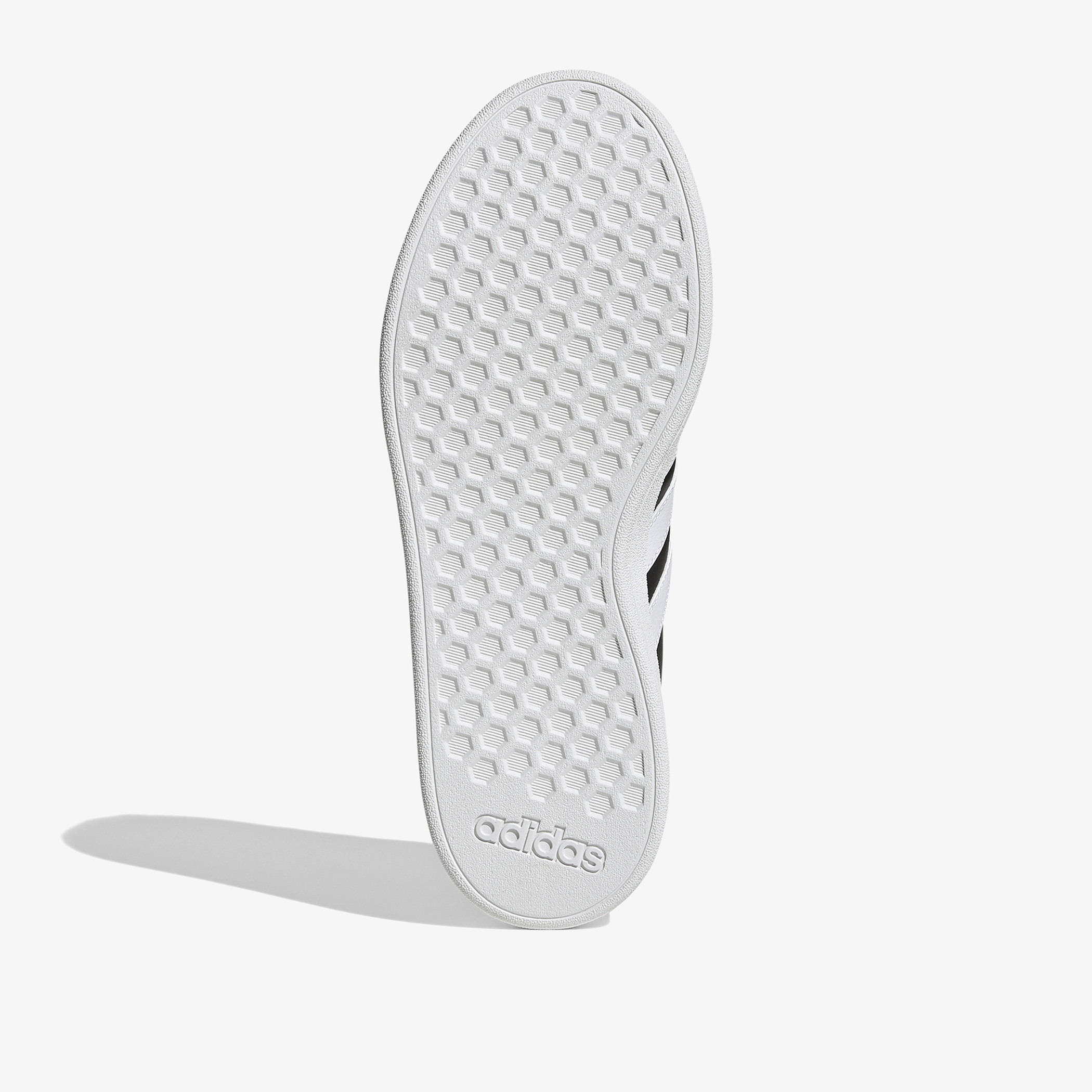 حذاء سنيكرز برباط إغلاق للنساء من أديداس - GRAND COURT BASE 2.0-women-shoes-sneakers-image-4