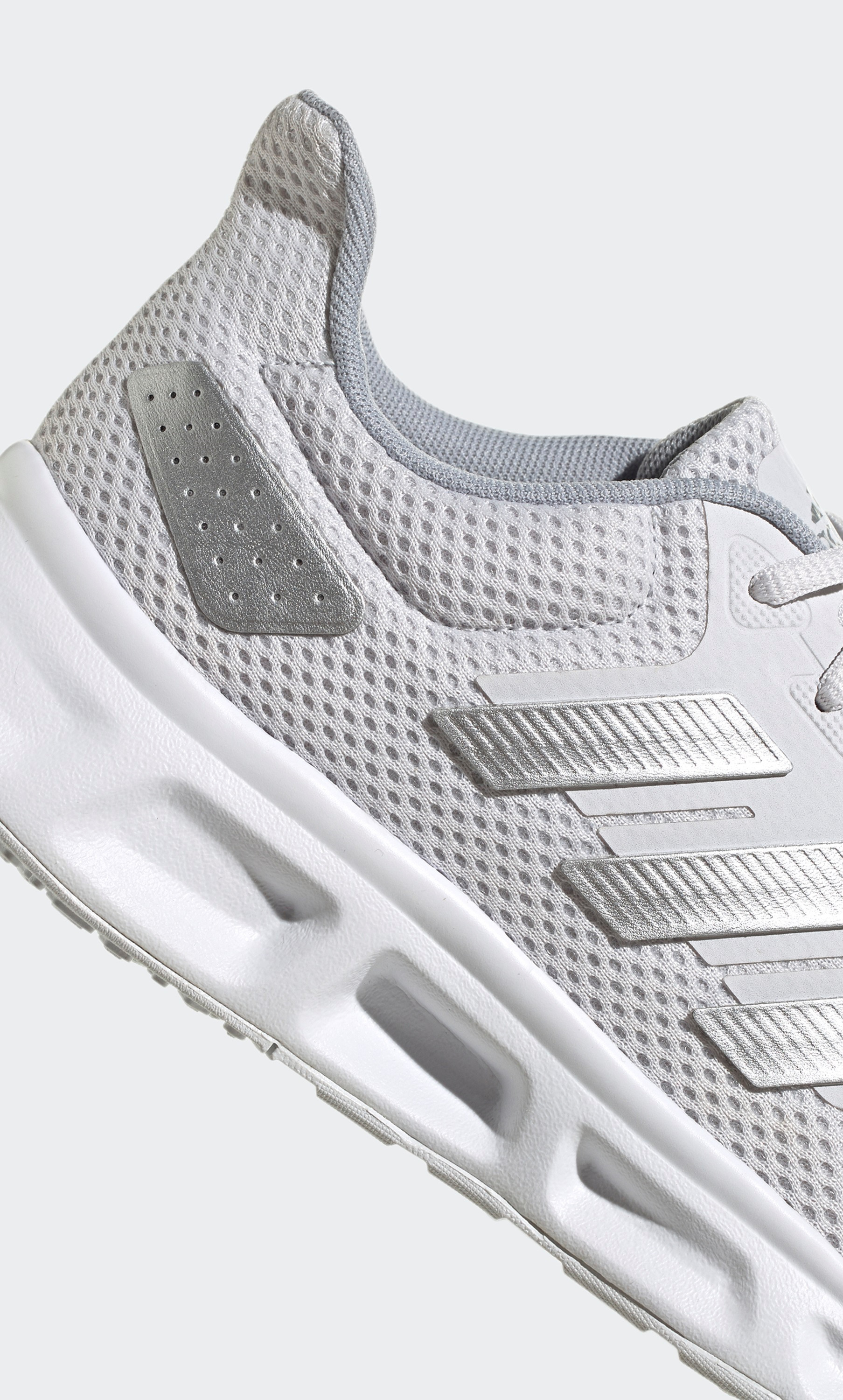 Adidas Showtheway 2.0 Unisex Running Shoes GX1707-sports-men-shoes-image-6