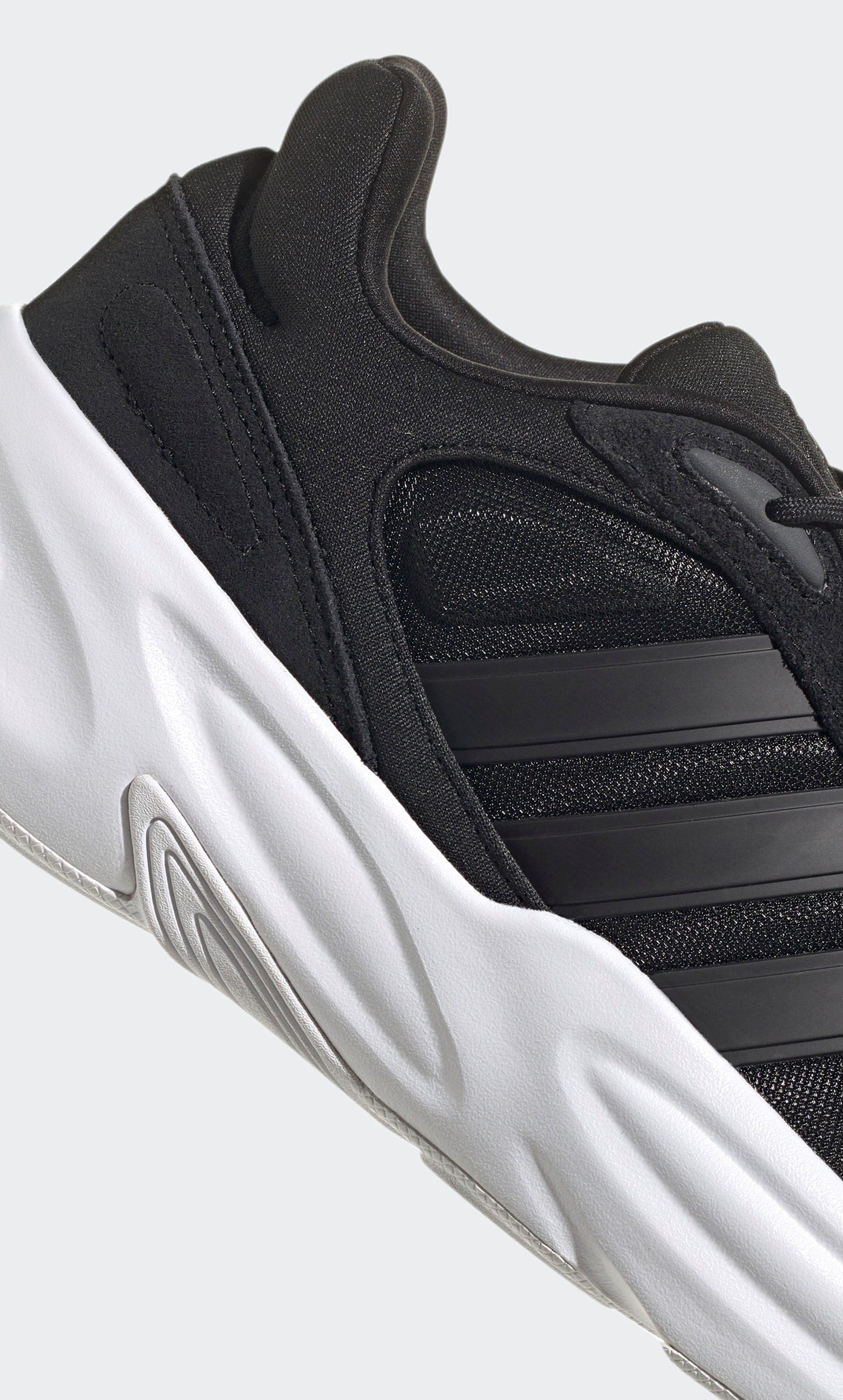 Adidas Ozelle Men Running Shoes GX6763-sports-men-shoes-image-6