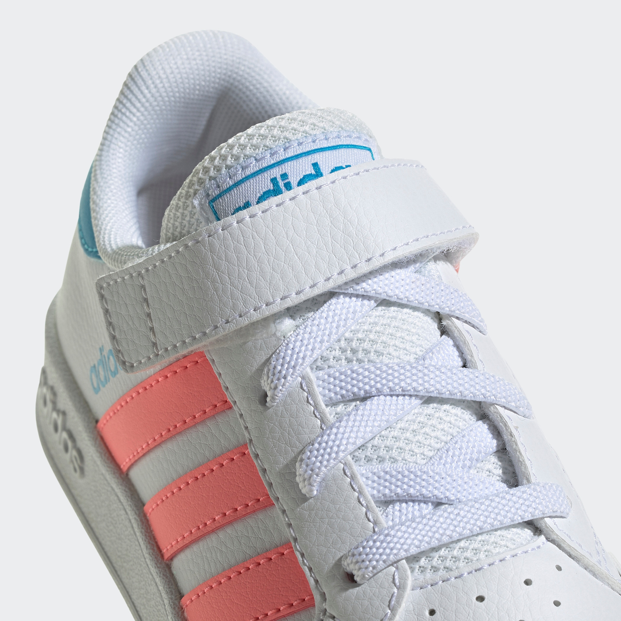 حذاء تنس بريكنت إي إل سي بشريط لاصق للبنات من أديداس-girls-shoes-sneakers-image-3