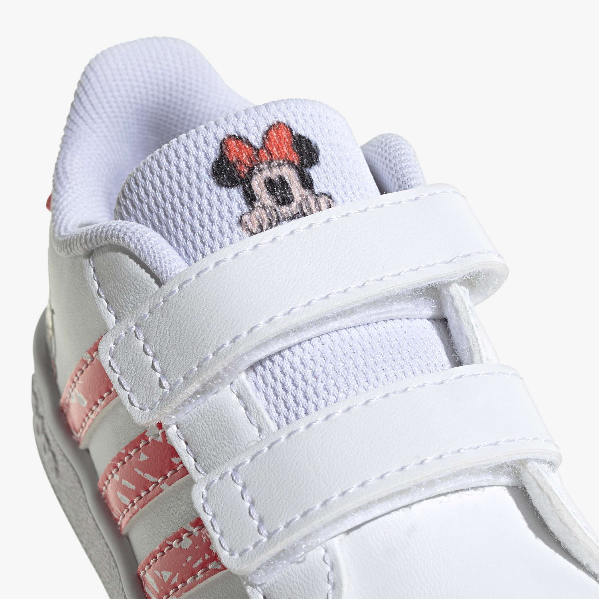 Minnie hotsell mouse adidas