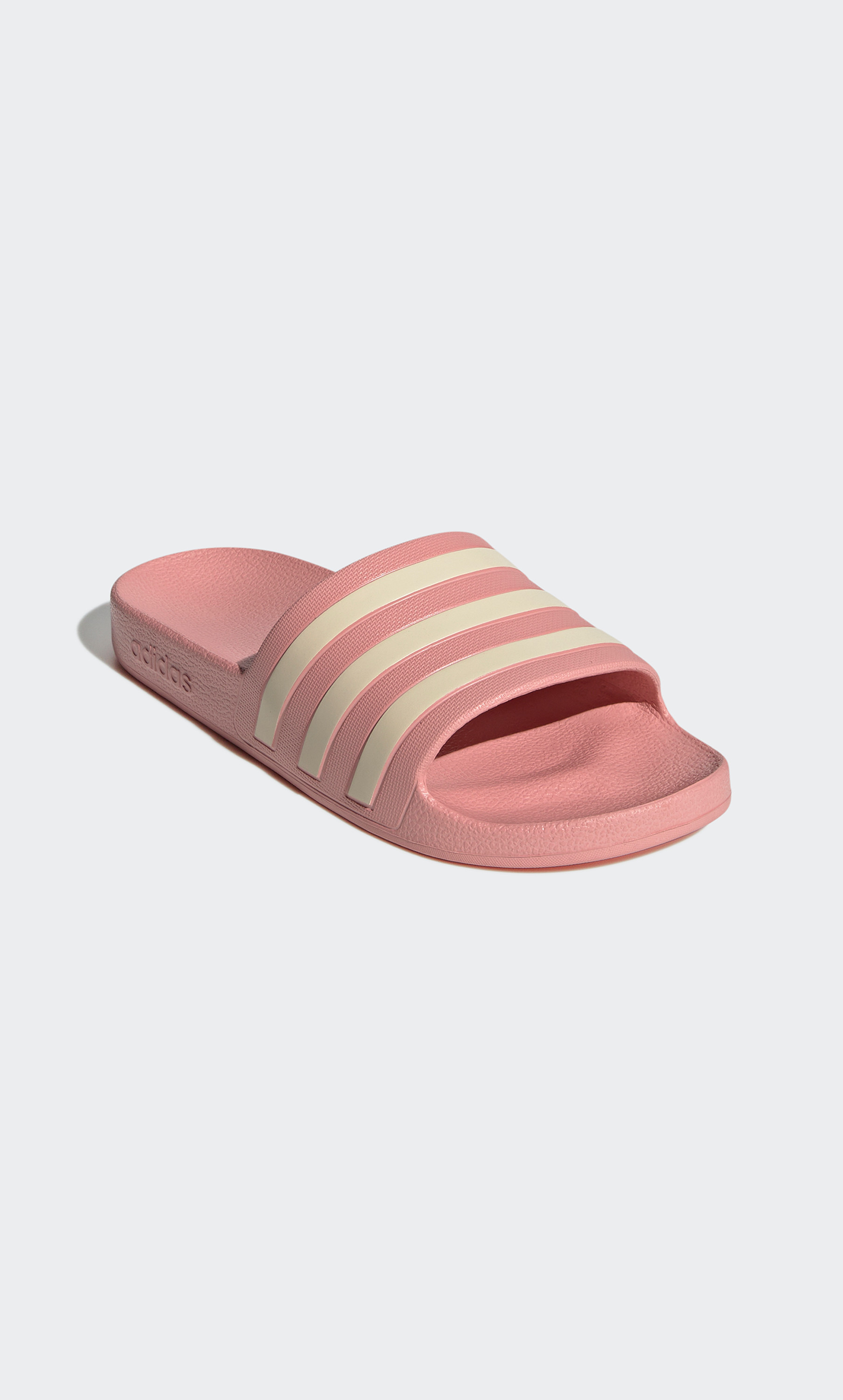 سلايدر من أديداس أديليت أكوا للنساء GZ5877-women-shoes-flipflopsandslides-image-2