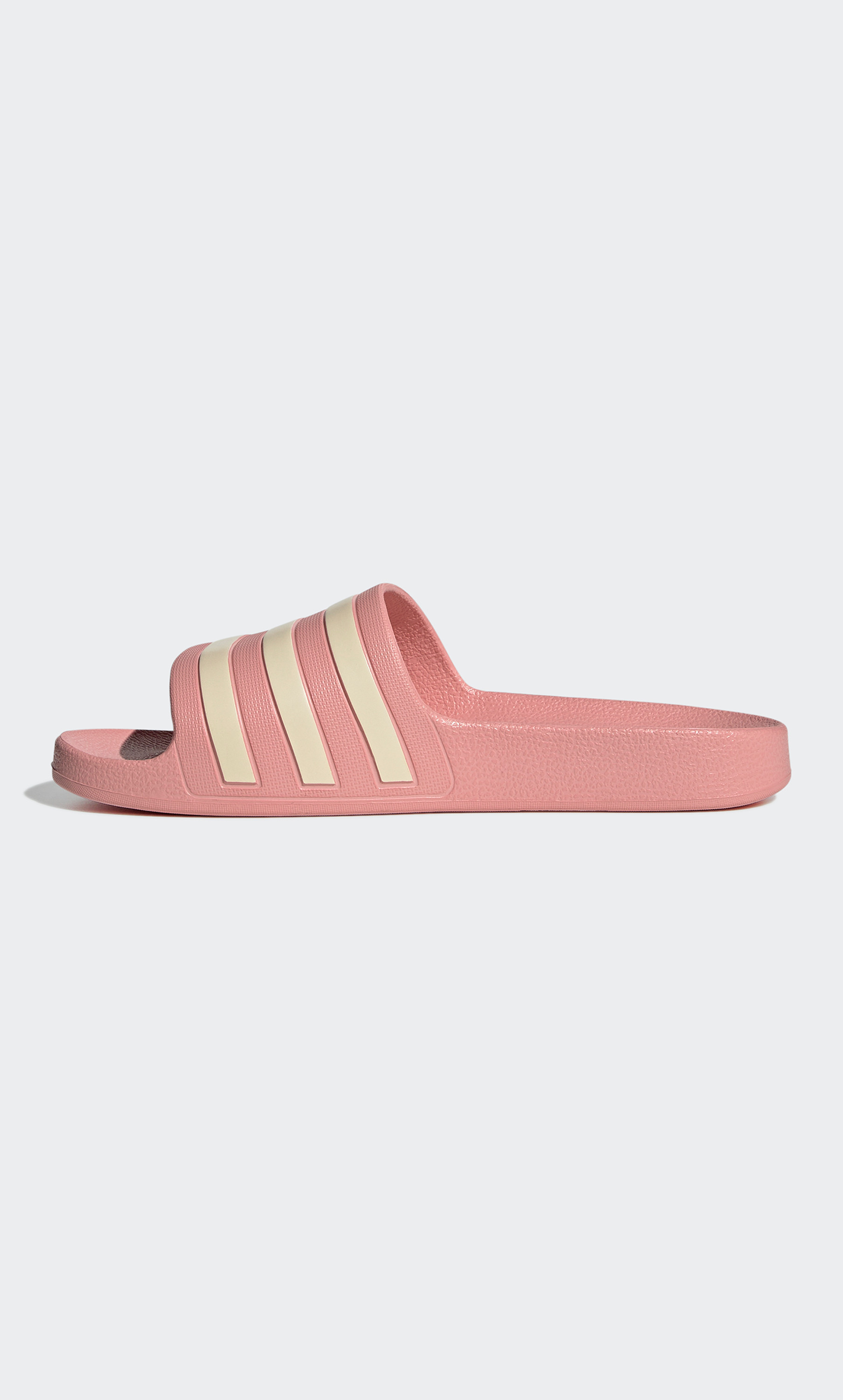 سلايدر من أديداس أديليت أكوا للنساء GZ5877-women-shoes-flipflopsandslides-image-7
