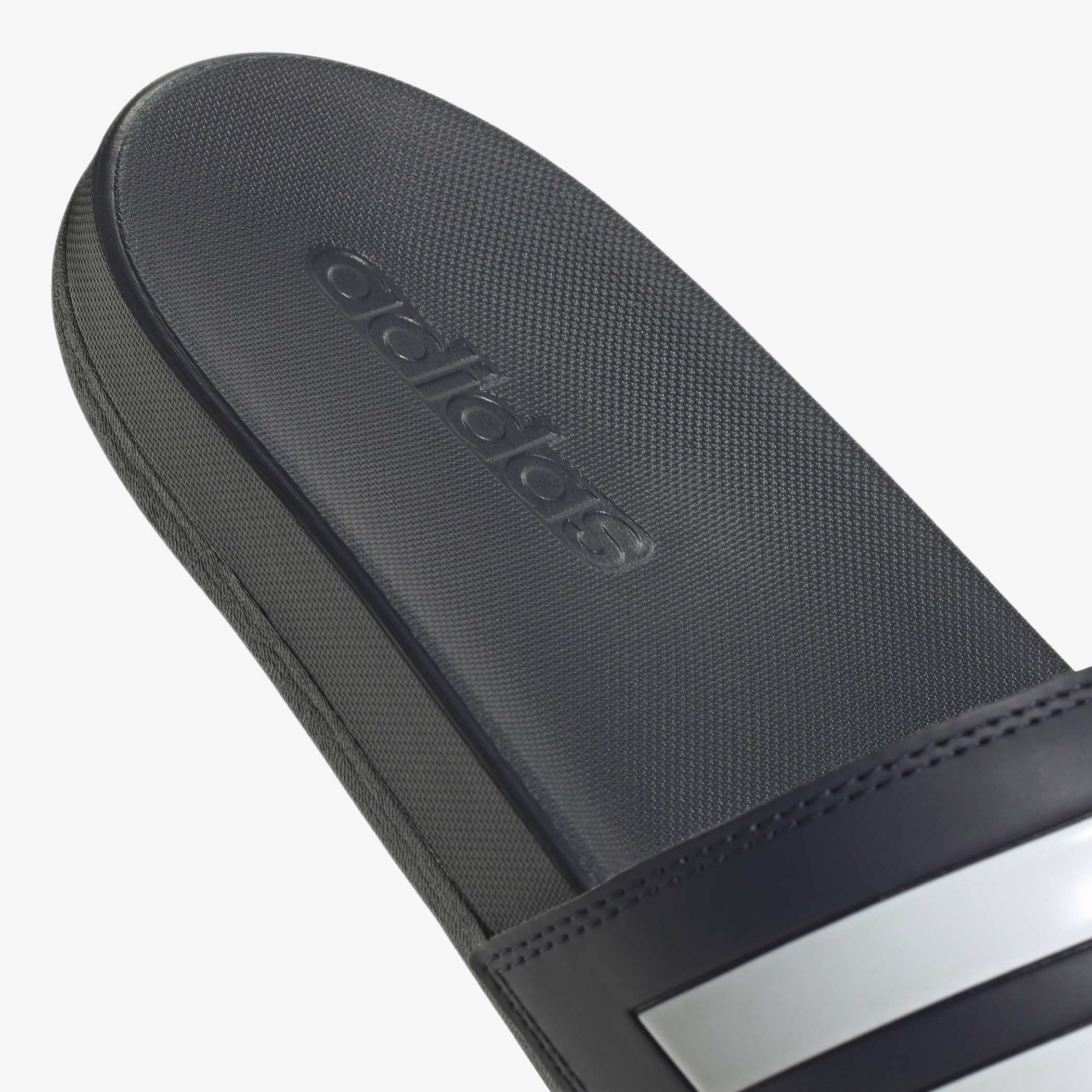 شبشب خفيف للرجال من أديداس - ADILETTE COMFORT-men-shoes-flipflopsandslides-image-8