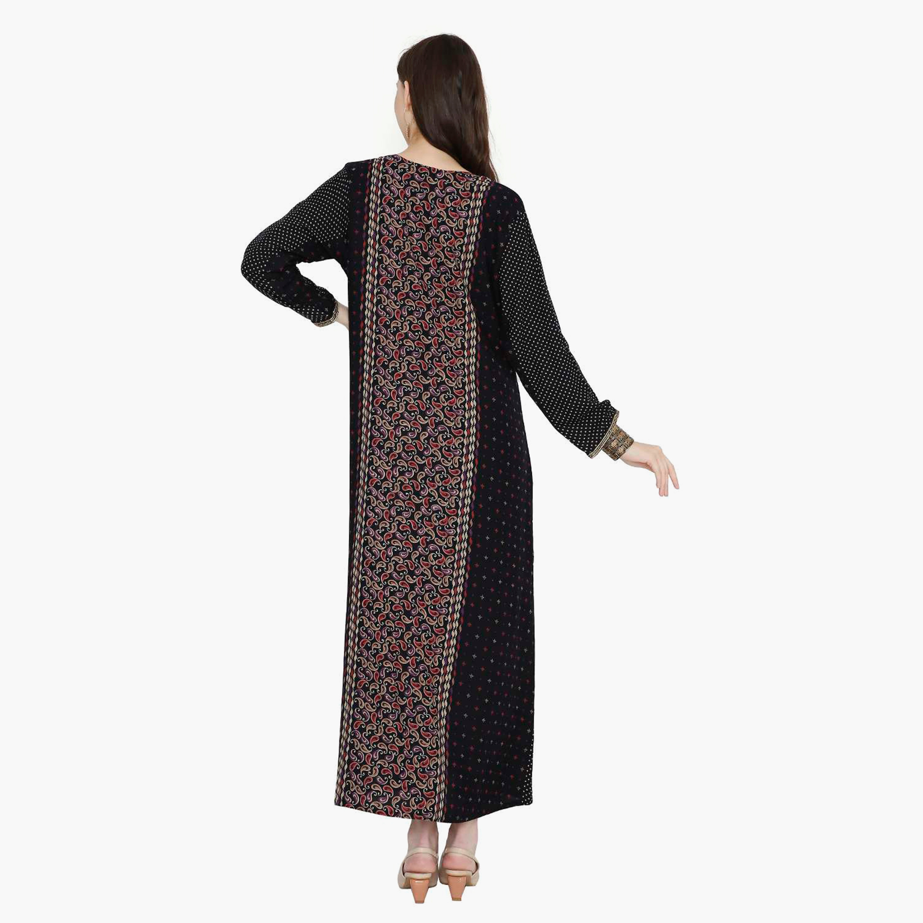 جلابية نسائية بطبعة بيزلي مطرزة بعقدة على الرقبة من هانا آند سارة-women-arabicclothing-jalabiyas-image-5