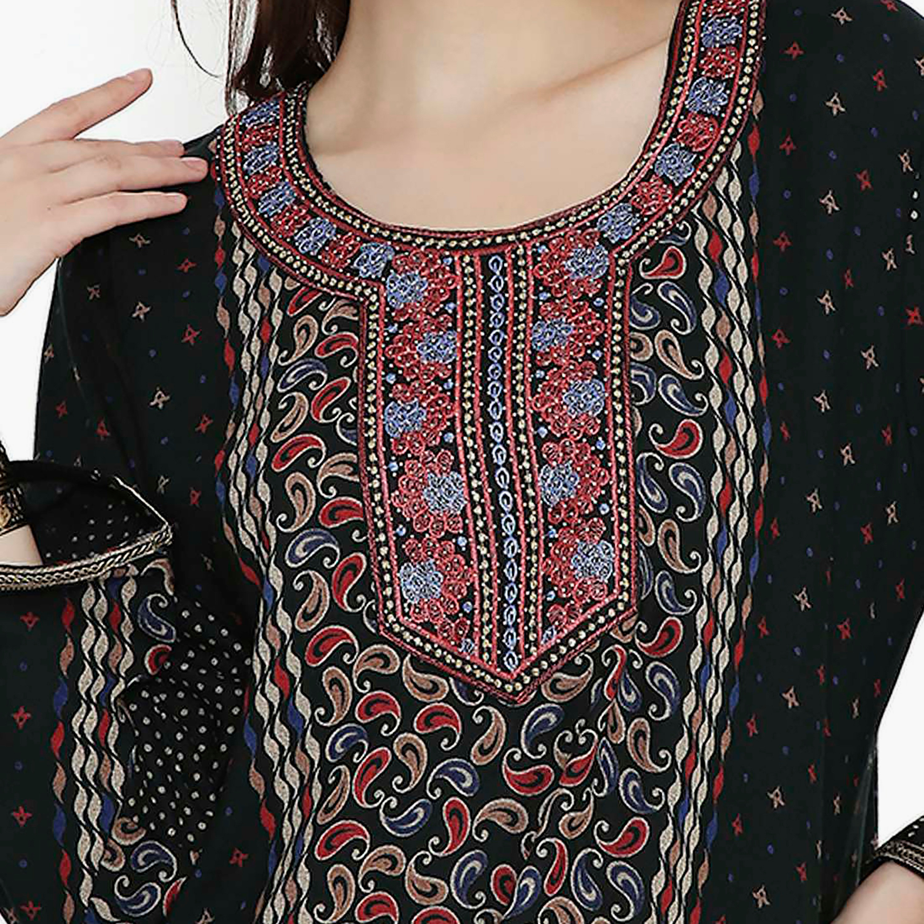 جلابية نسائية بطبعة بيزلي مطرزة بعقدة على الرقبة من هانا آند سارة-women-arabicclothing-jalabiyas-image-2